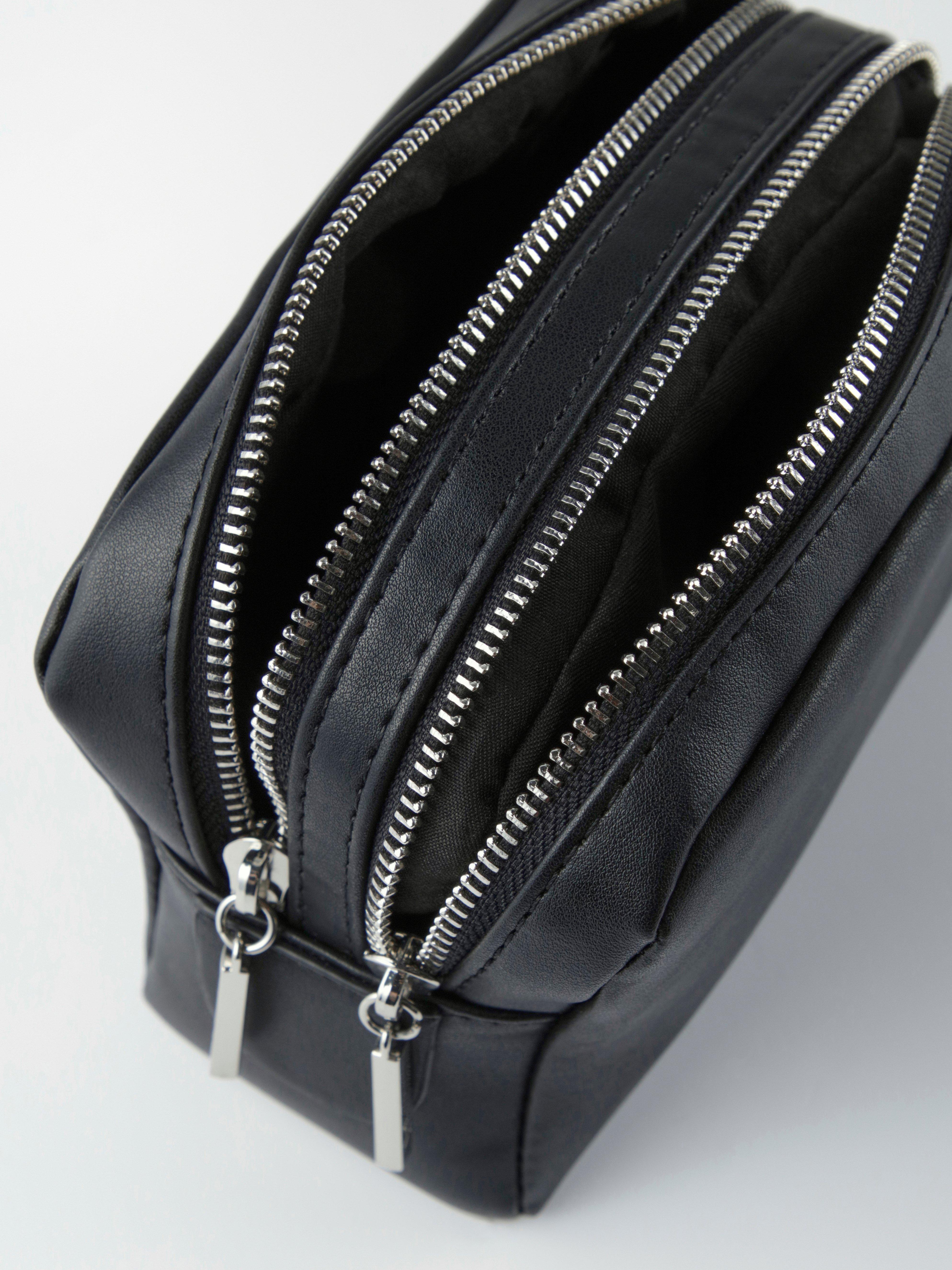 Make-Up Bag - Cosmetics - Black