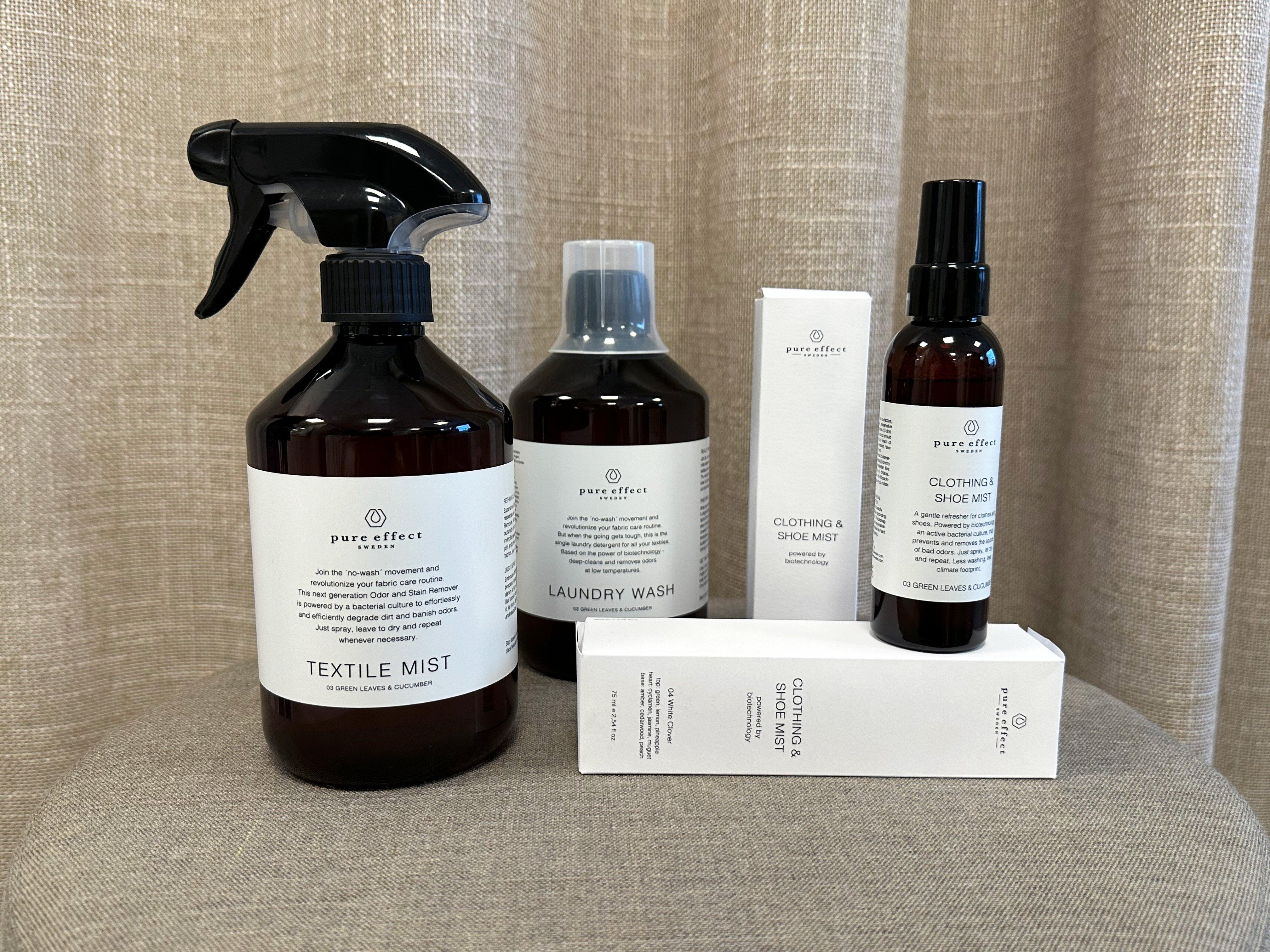  Olika flaskor och förpackningar med produkter från Pure Effect.