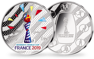 Frappe en argent massif Coupe du Monde féminine de la Fifa, France 2019™ « Emblème »