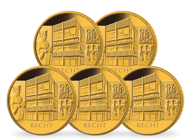 Die offizielle deutsche 100-Euro-Goldmünze 2021 „Recht“  mit allen fünf Prägezeichen A, D, F, G und J