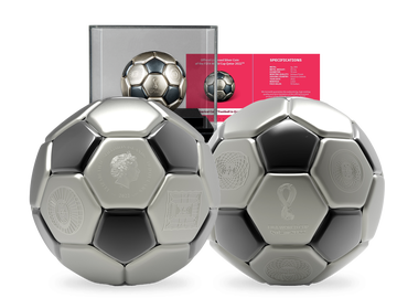 FIFA World Cup Qatar 2022™: die 3D-Silber-Kugelmünze „Football in Qatar“!