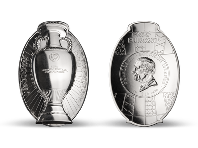 La monnaie 3D en argent le plus pur 999/1000 « Trophée de l'UEFA »