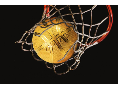 Monnaie officielle 2020 en forme de ballon de basketball, dorée à l'or pur