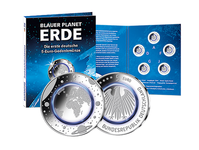 Erste offizielle deutsche 5-Euro-Münze "Blauer Planet Erde" mit Polymer-Ring