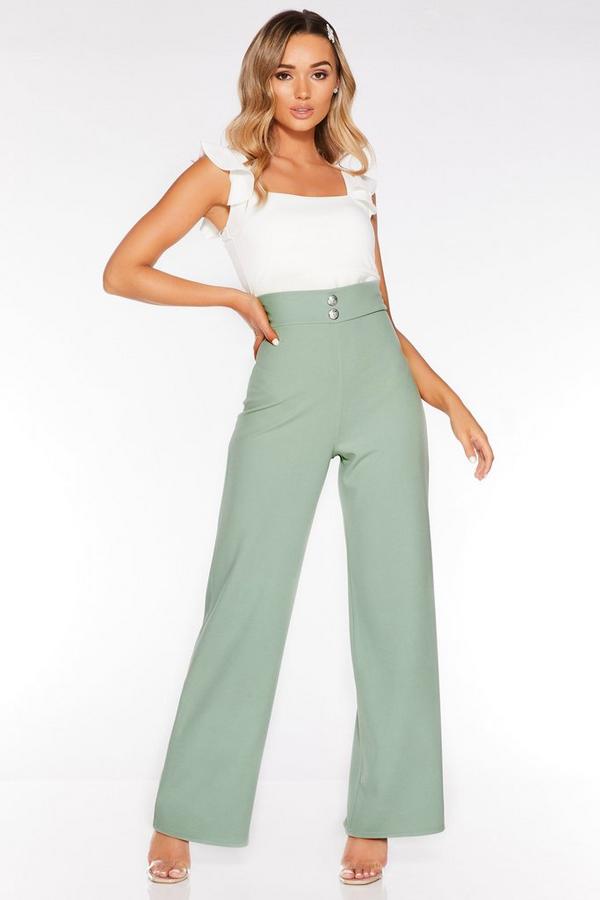 what colour goes with sage green clothes