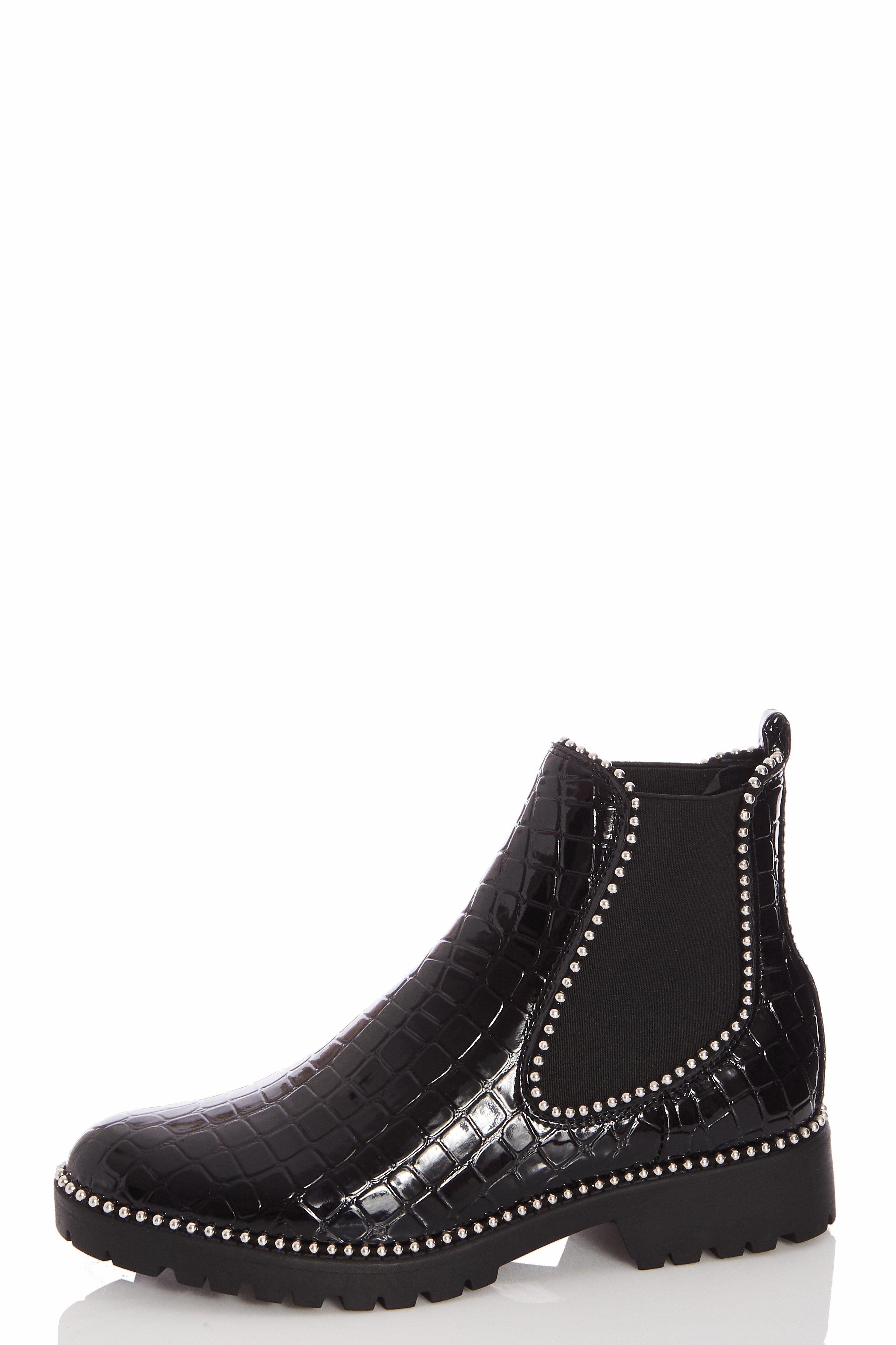 stud trim chelsea boots