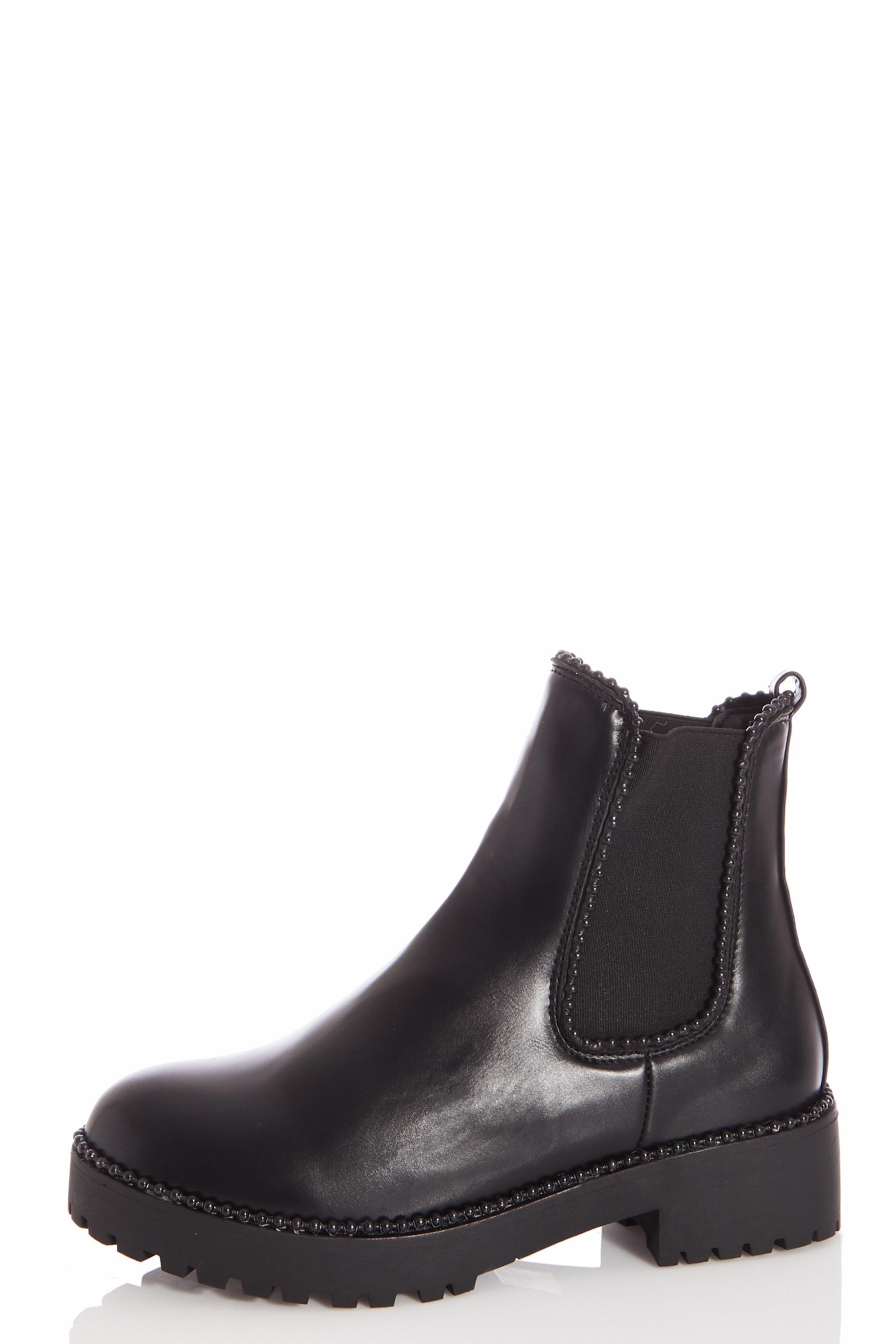 stud detail chelsea boots