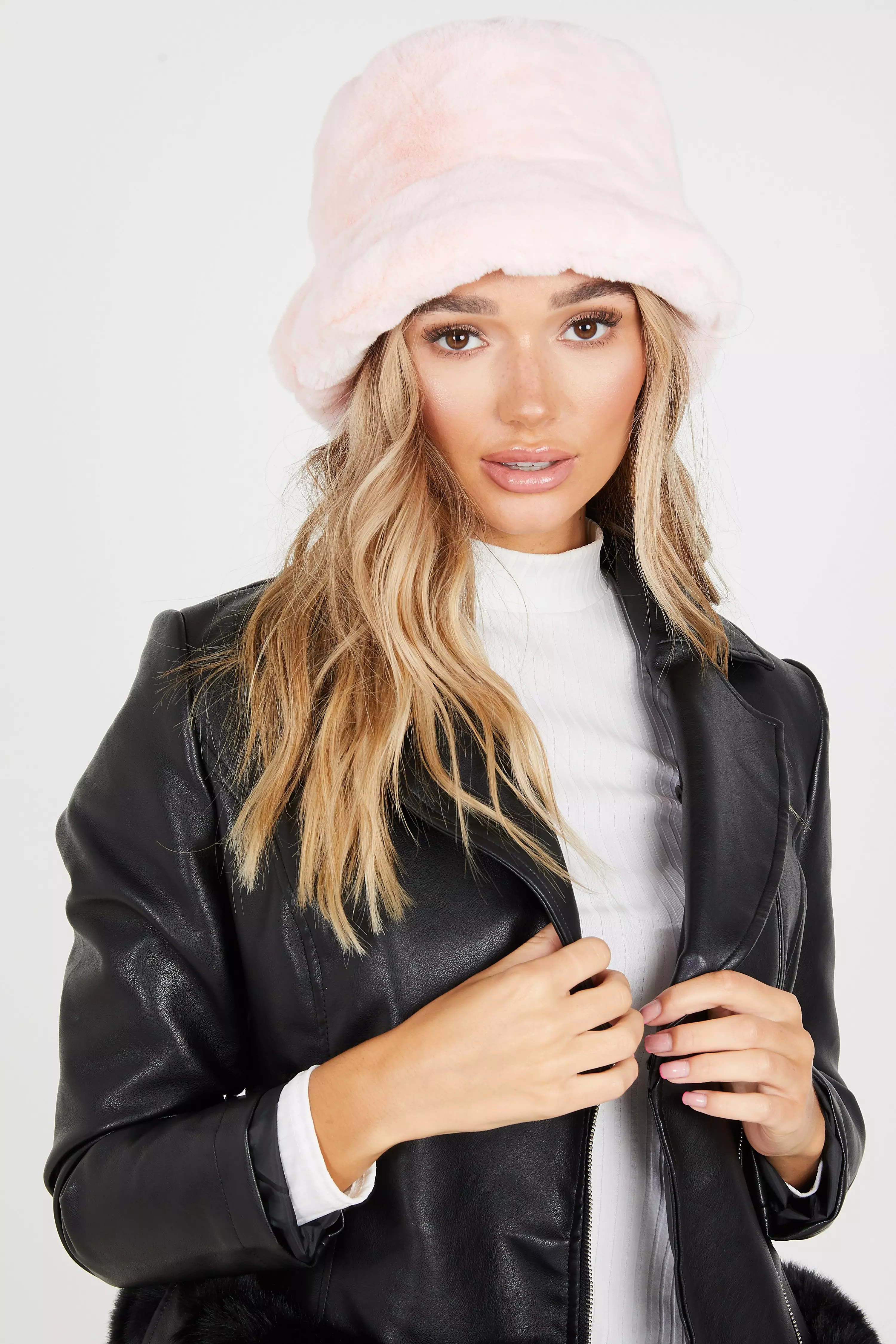 pink faux fur bucket hat