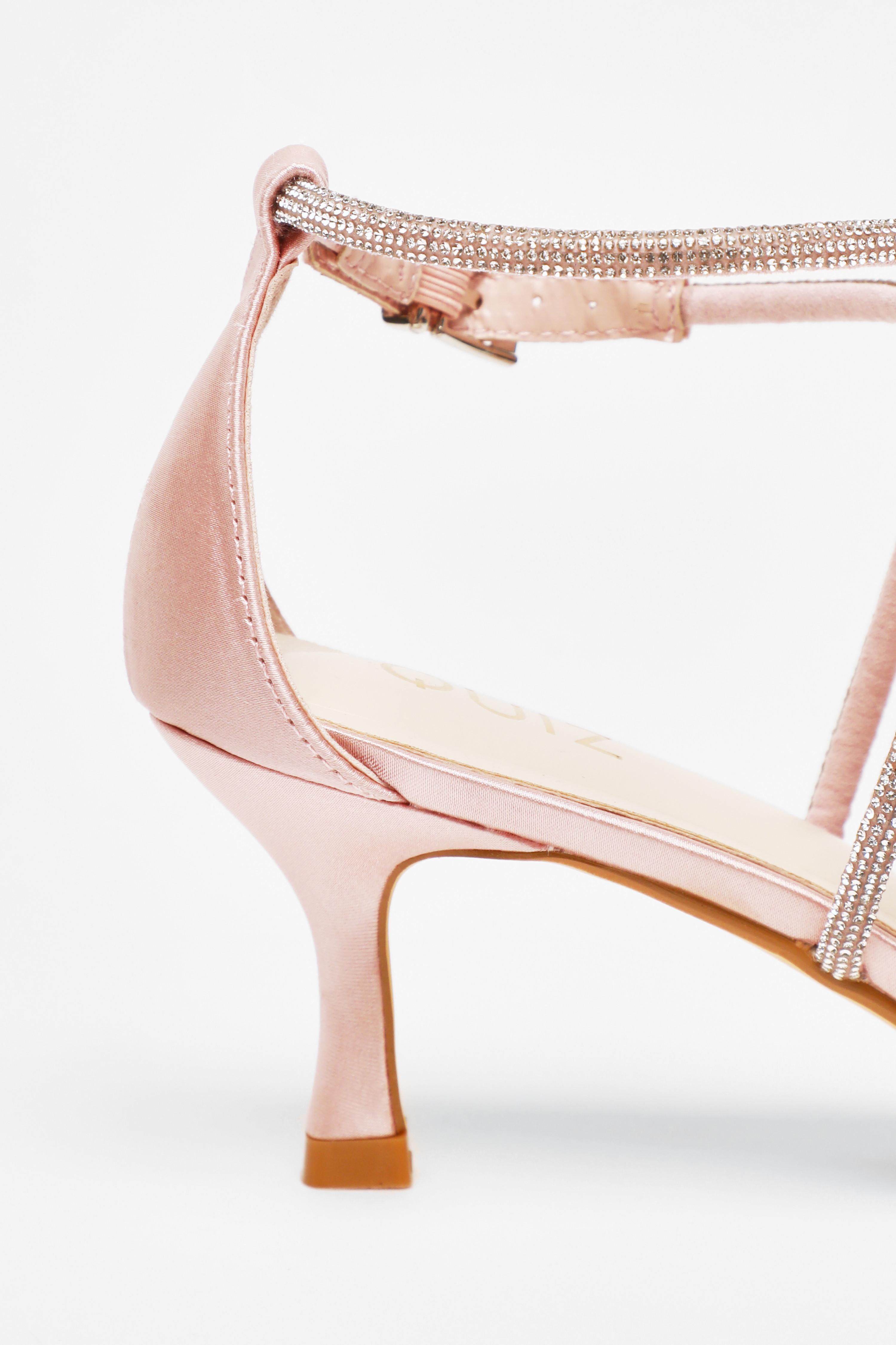 Pale pink satin shoes deals