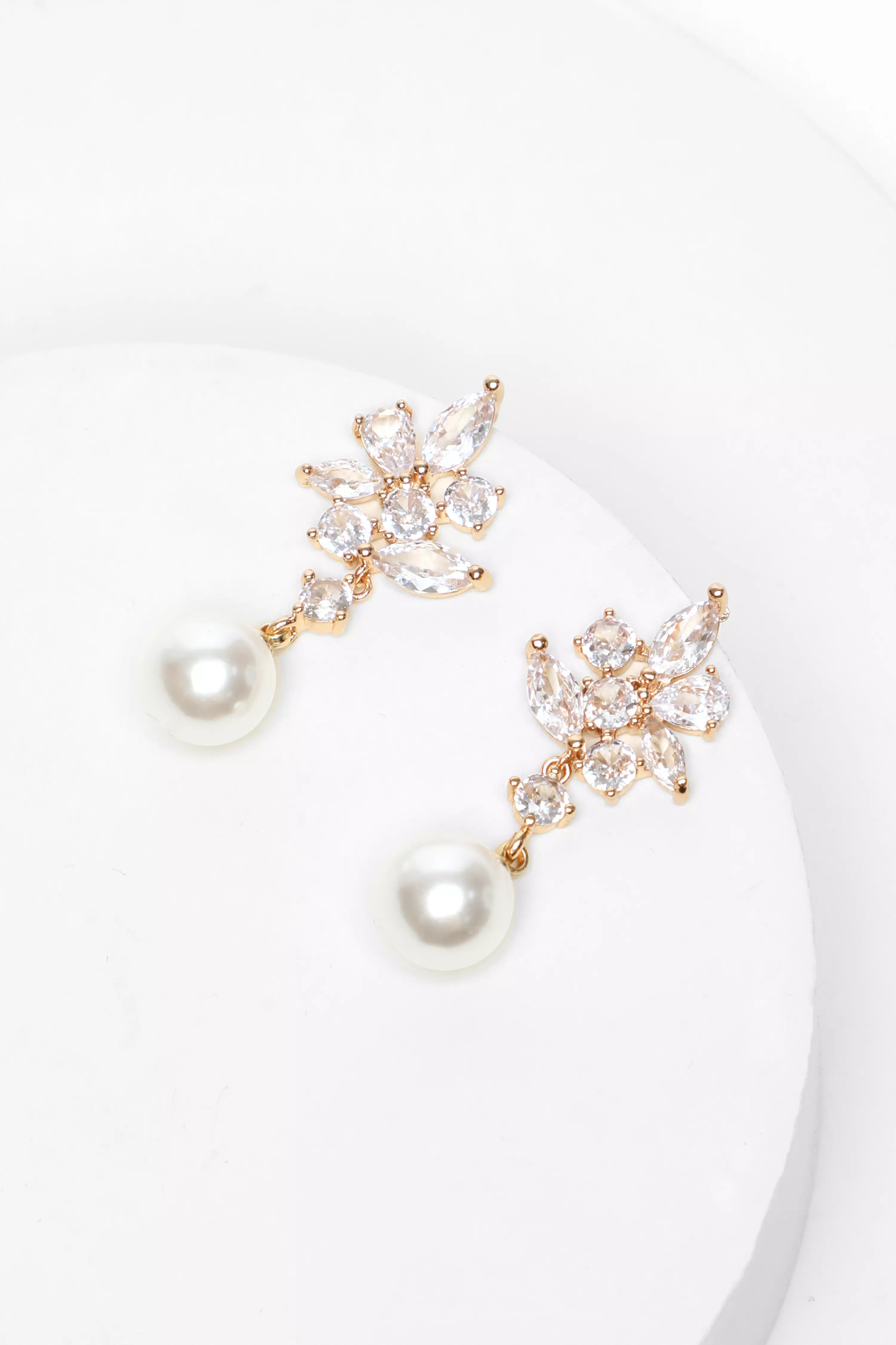 Bridal Gold Pearl Drop Diamante Earrings QUIZ Clothing