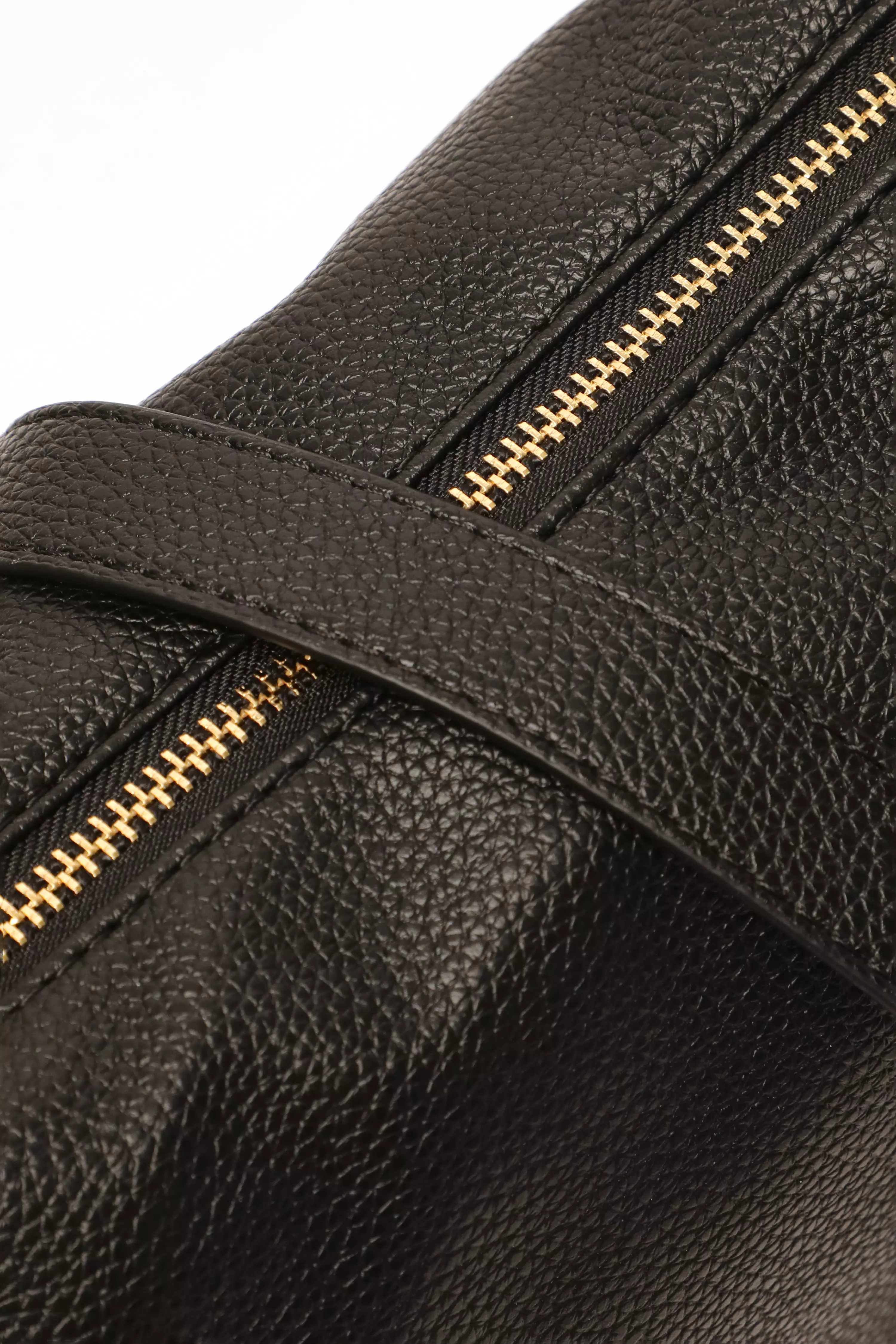 Black Faux Leather Round Cross Body Bag QUIZ Clothing