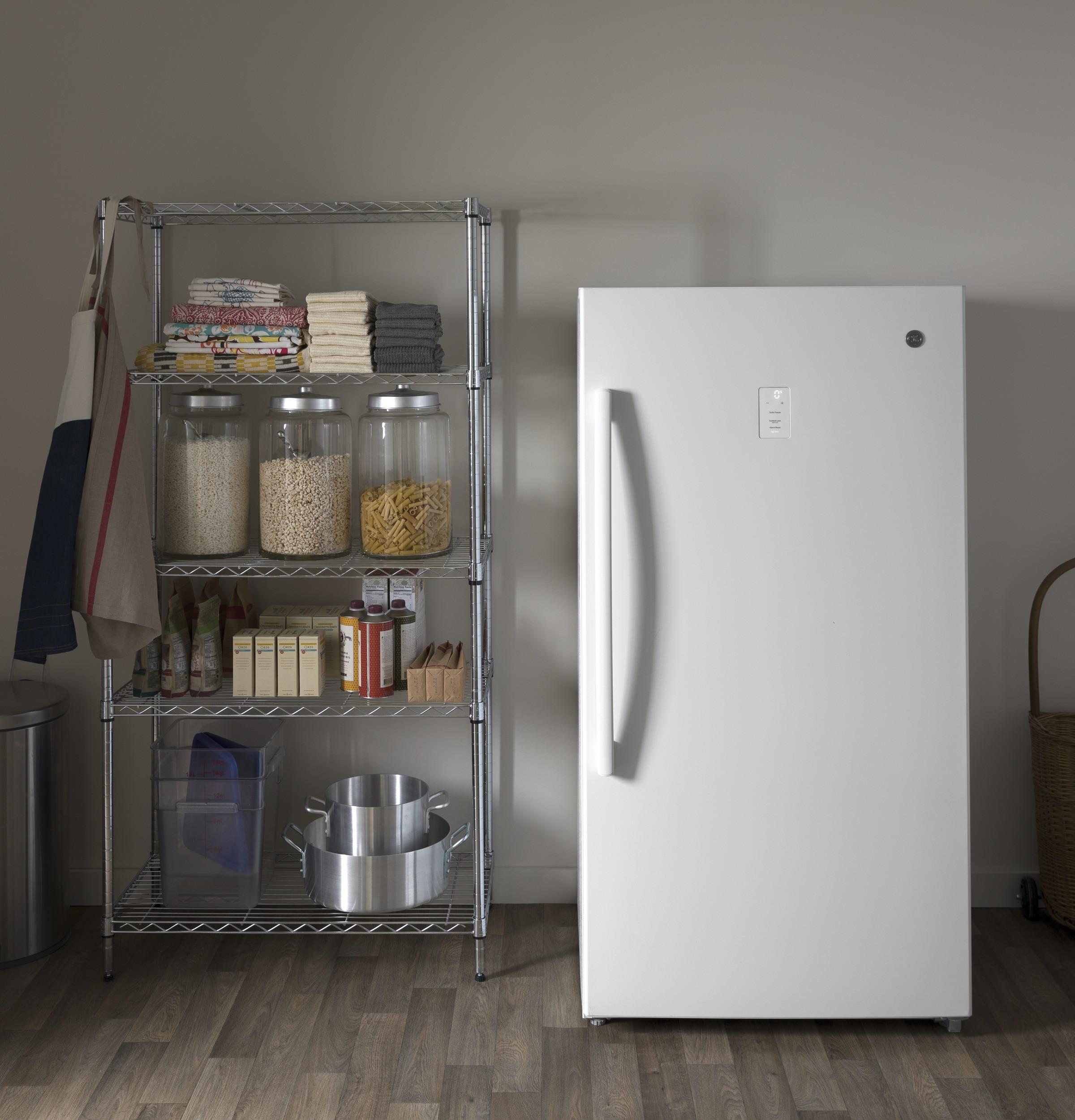 【Aaron】冷蔵庫 Rent to Own GE 17.3 cu. ft. Frost Free Upright Freezer at Aaron's