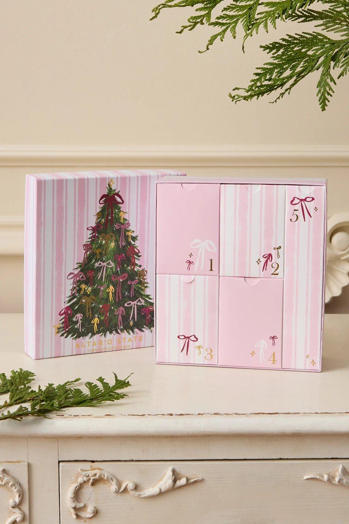 5 days of socks advent calendar