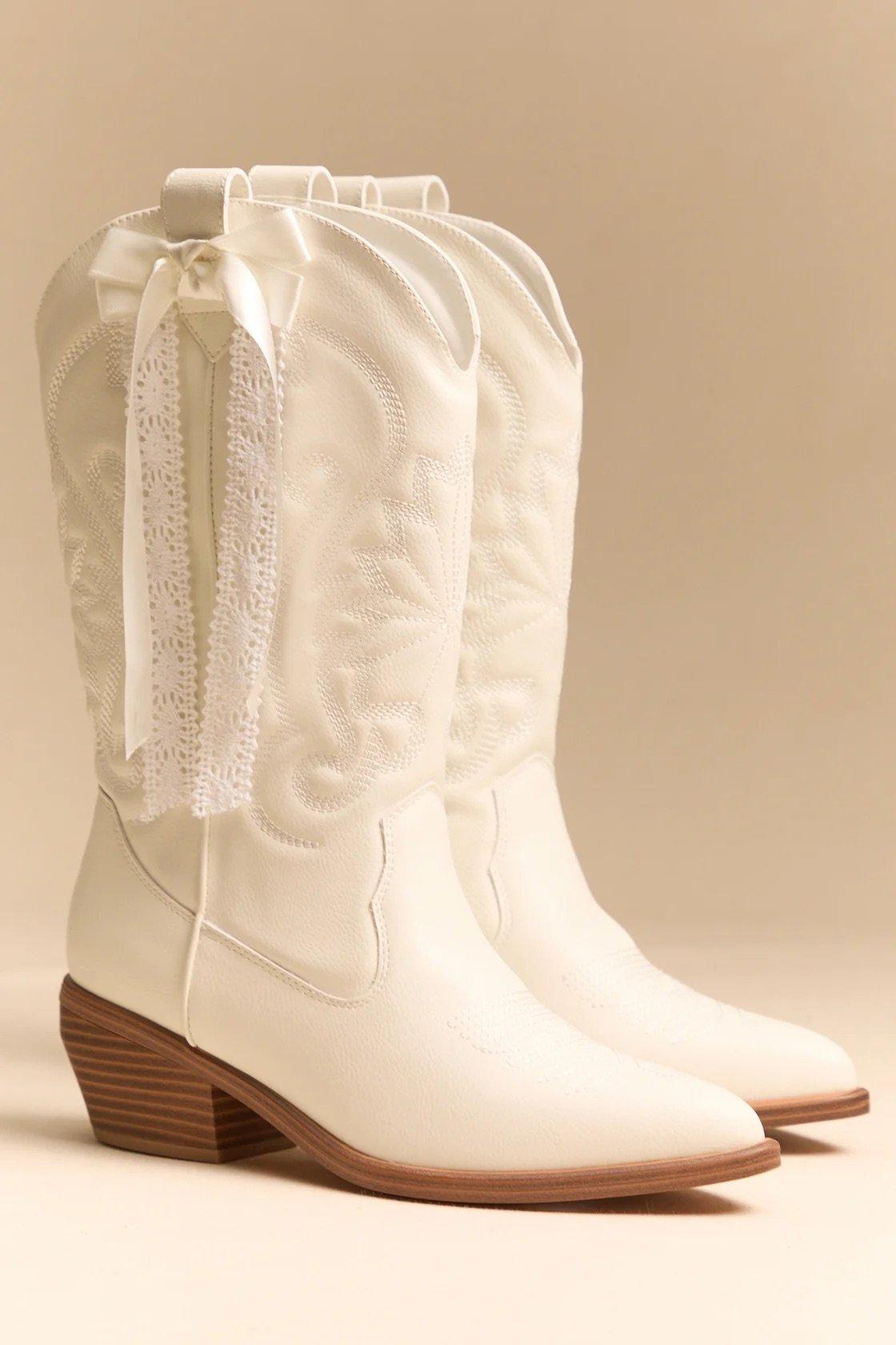 White western boots with bow details