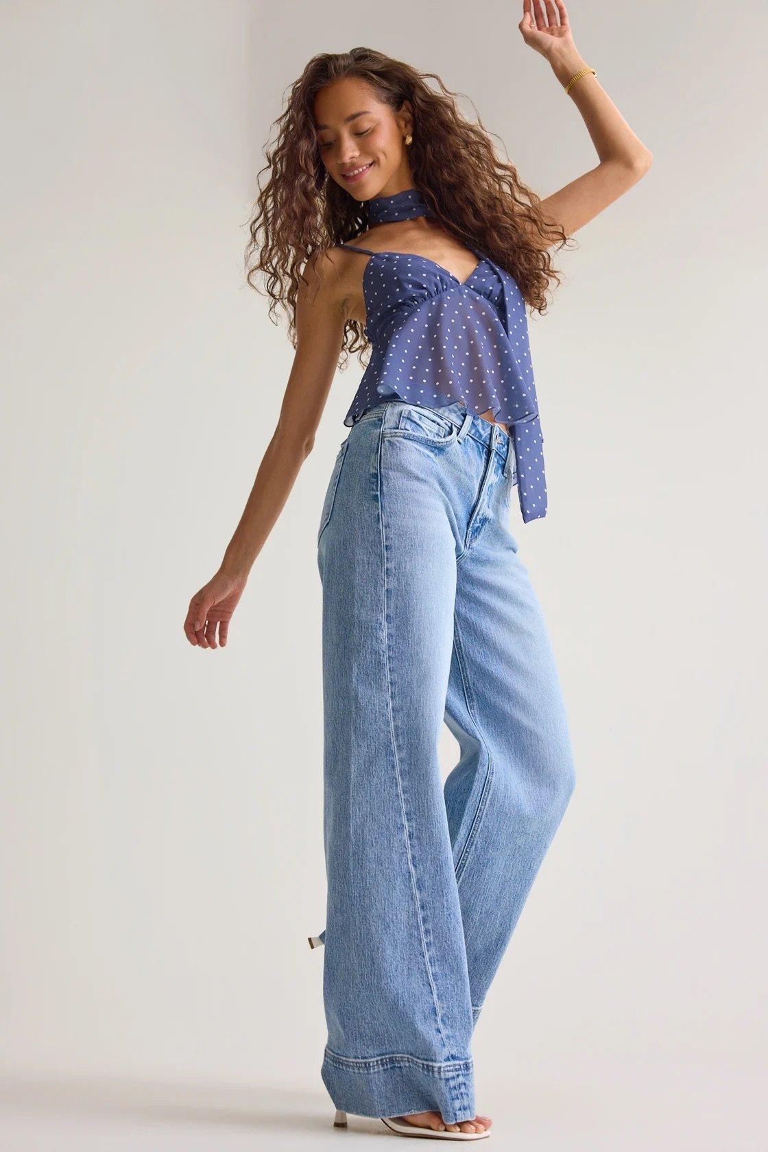 Light wash high rise denim jeans