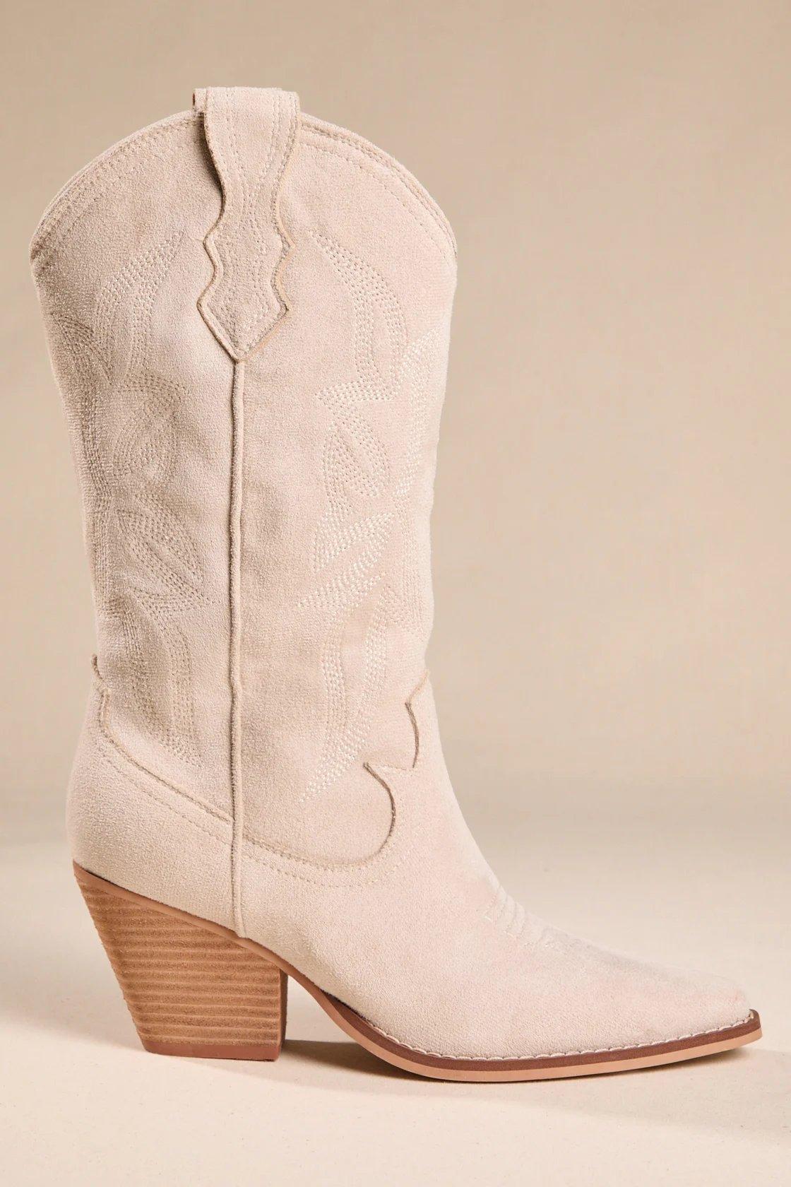 light sandy beige western boots