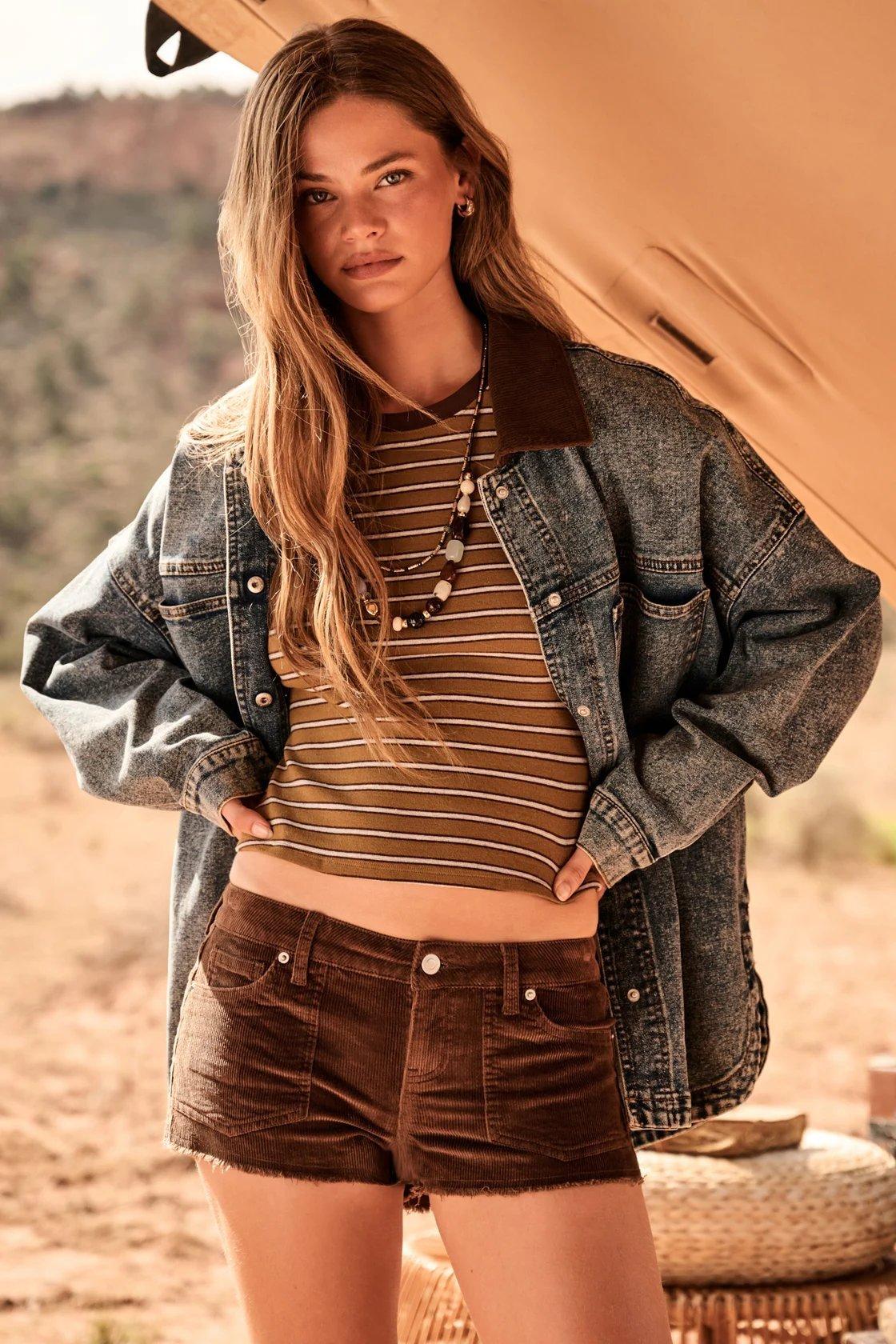 denim barn jacket with brown collar