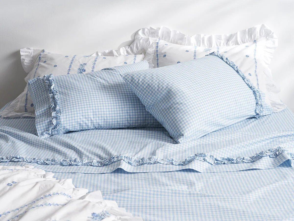 white and blue gingham patterned sheet set