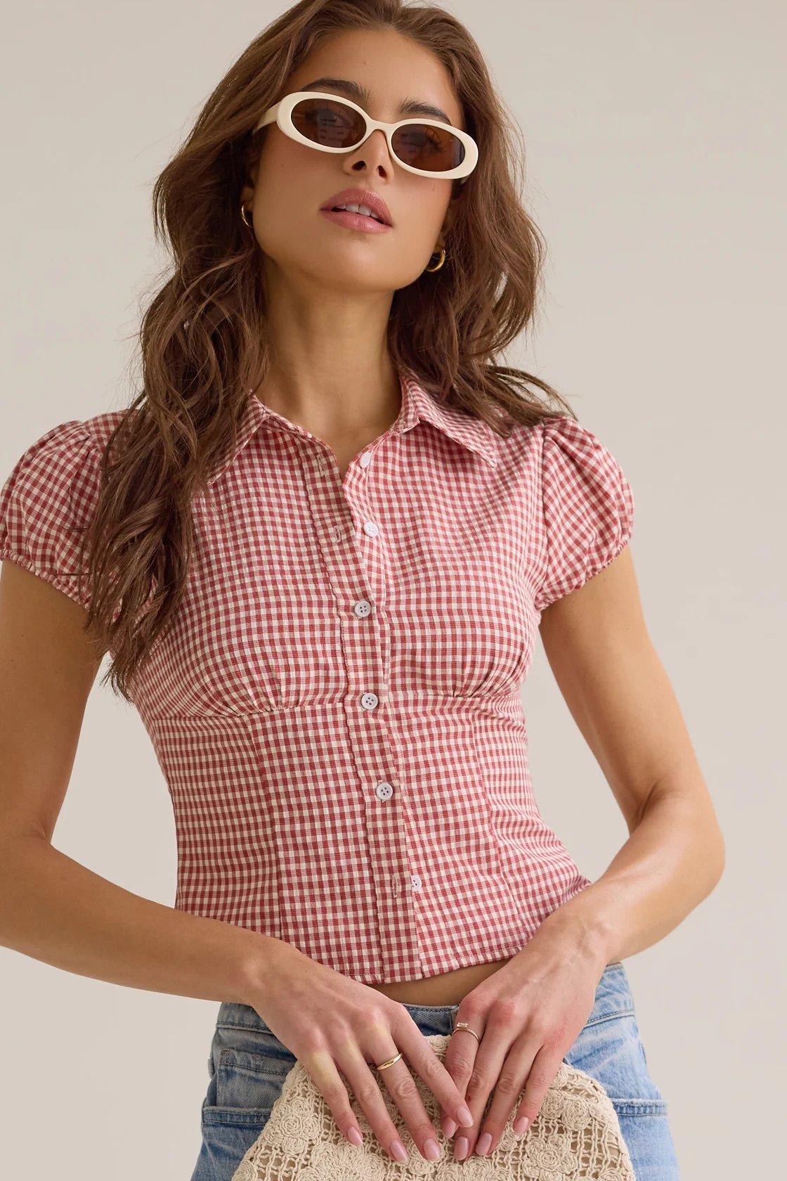 red and white gingham short sleeve top