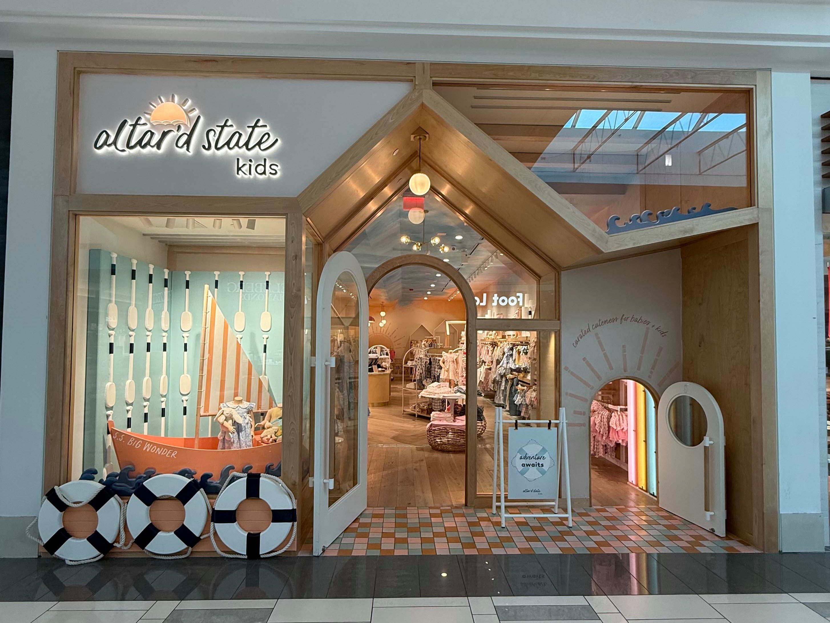 West Town Mall (Tullabee) Image