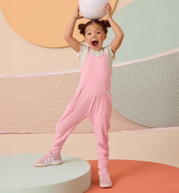 shop athleisure
