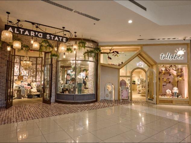 Kenwood Towne Centre Image
