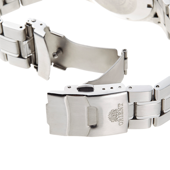 Our best-selling diver style