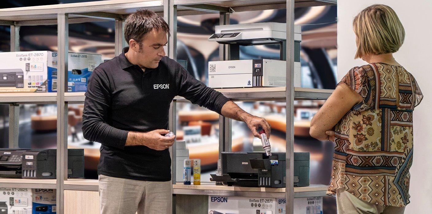 Promoter Epson in negozio