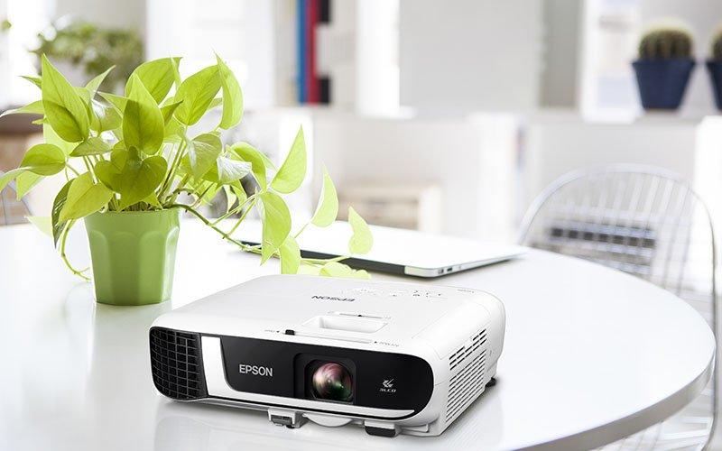 EB-FH52 | Mobile | Projectors | Products | Epson Europe
