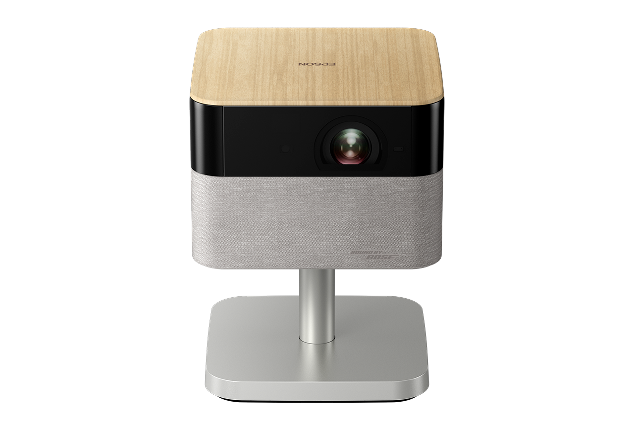 Epson Lifestudio Flex EF-72 Hrast, prenosivi smart projektor, Sound by Bose, Google TV, 4K Pro UHD, LED funkcija bočne svjetiljke, podesivi stalak, upotreba u zatvorenom i na otvorenom, petogodišnje jamstvo*