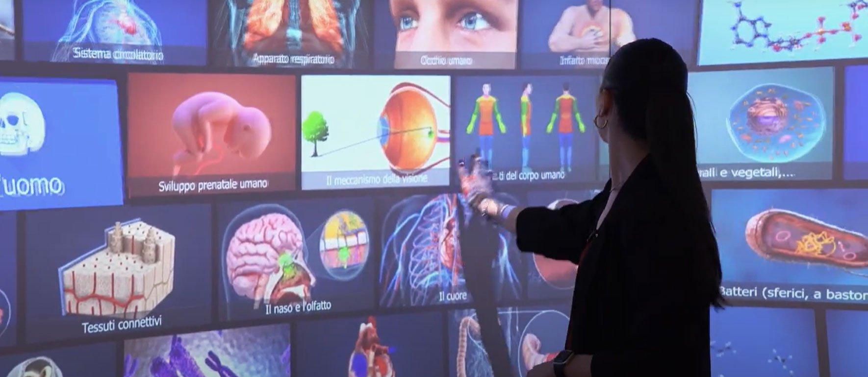 Immersive teaching system