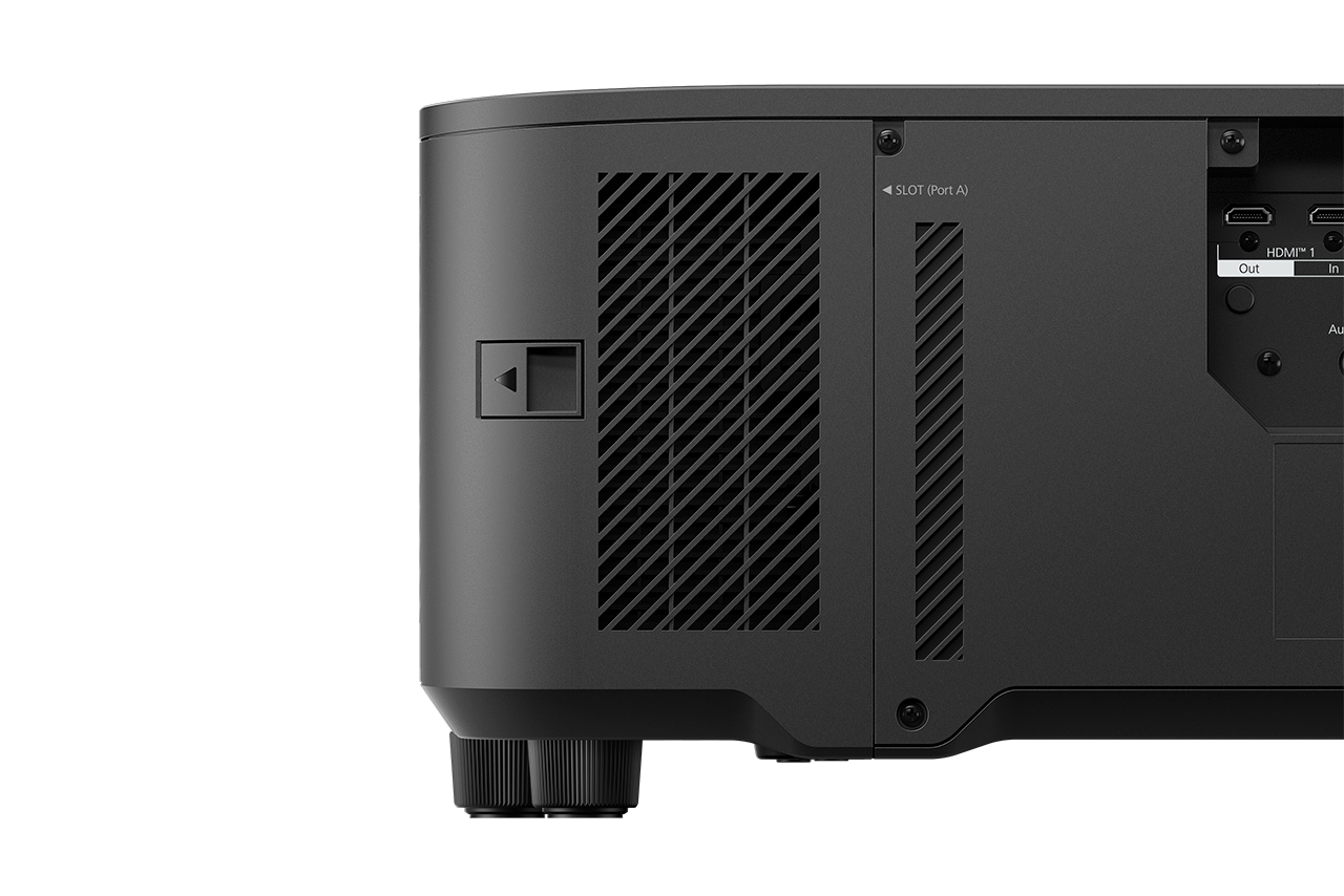 EB-XQ2030B - cel mai mic și mai ușor proiector 4K de 30.000 lm din