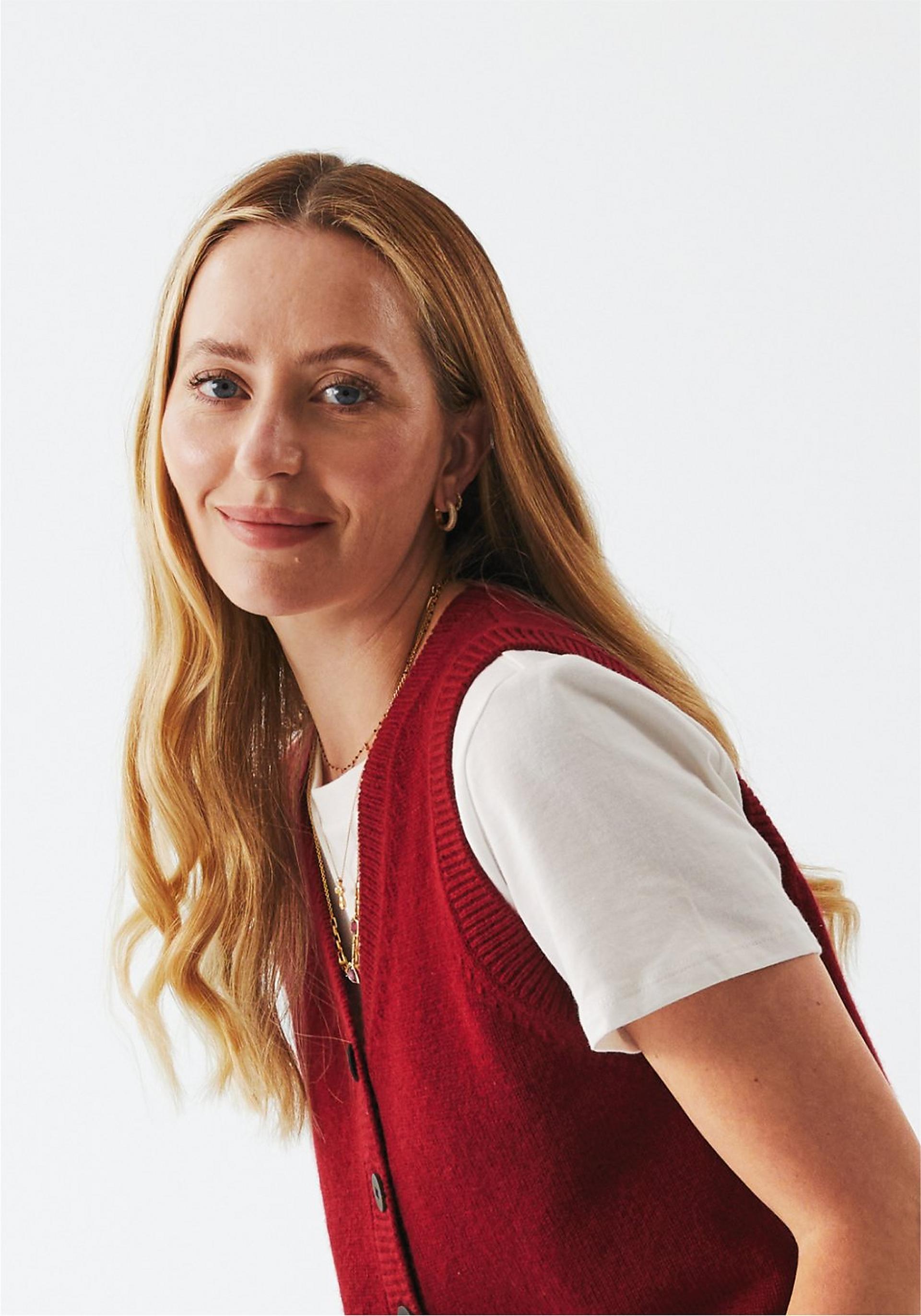 Alyonka Larionov: 'Tell Your Story Boldly'