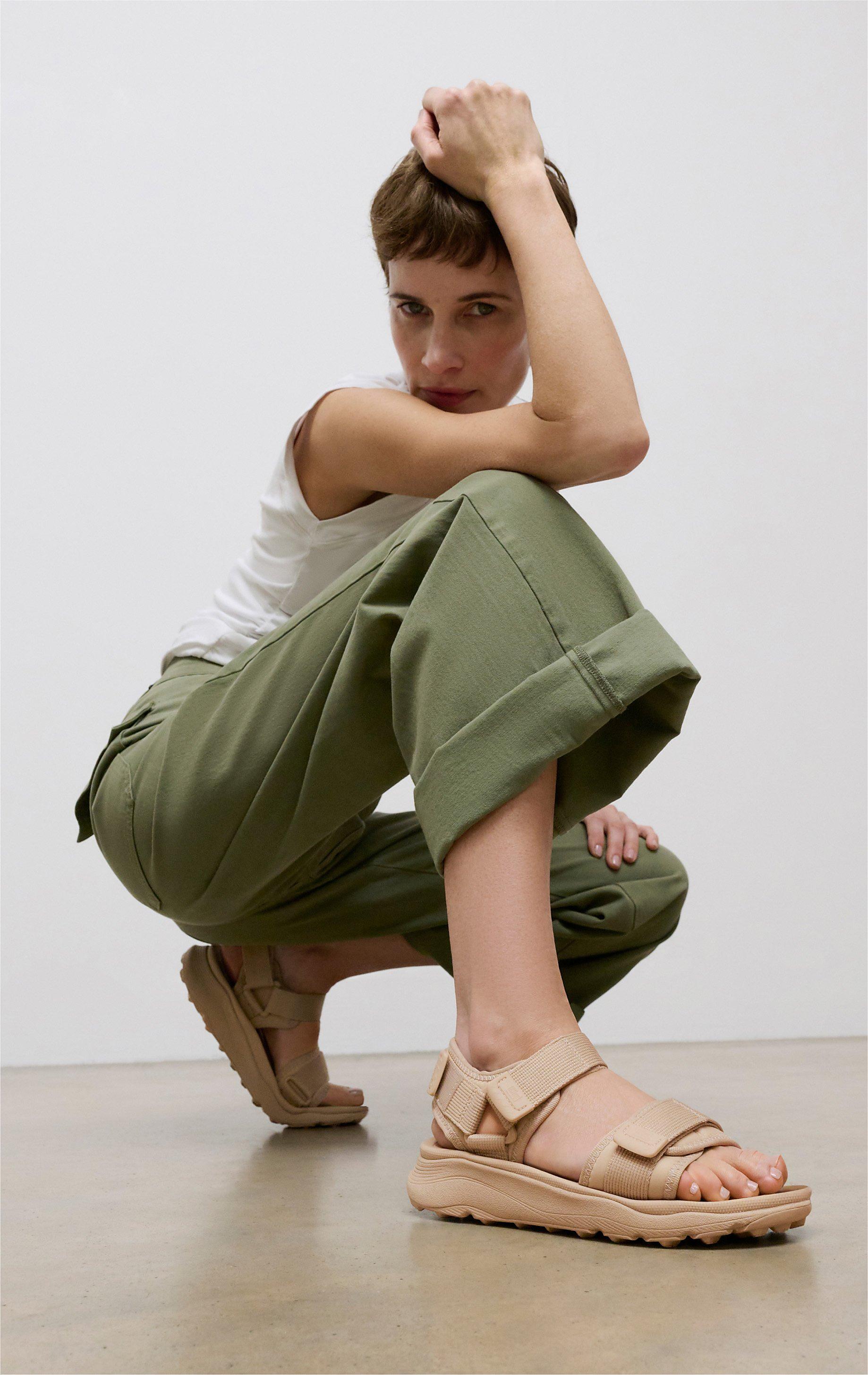 GEN-FF Adjustable Webbing/Leather Back-Strap Sandals
