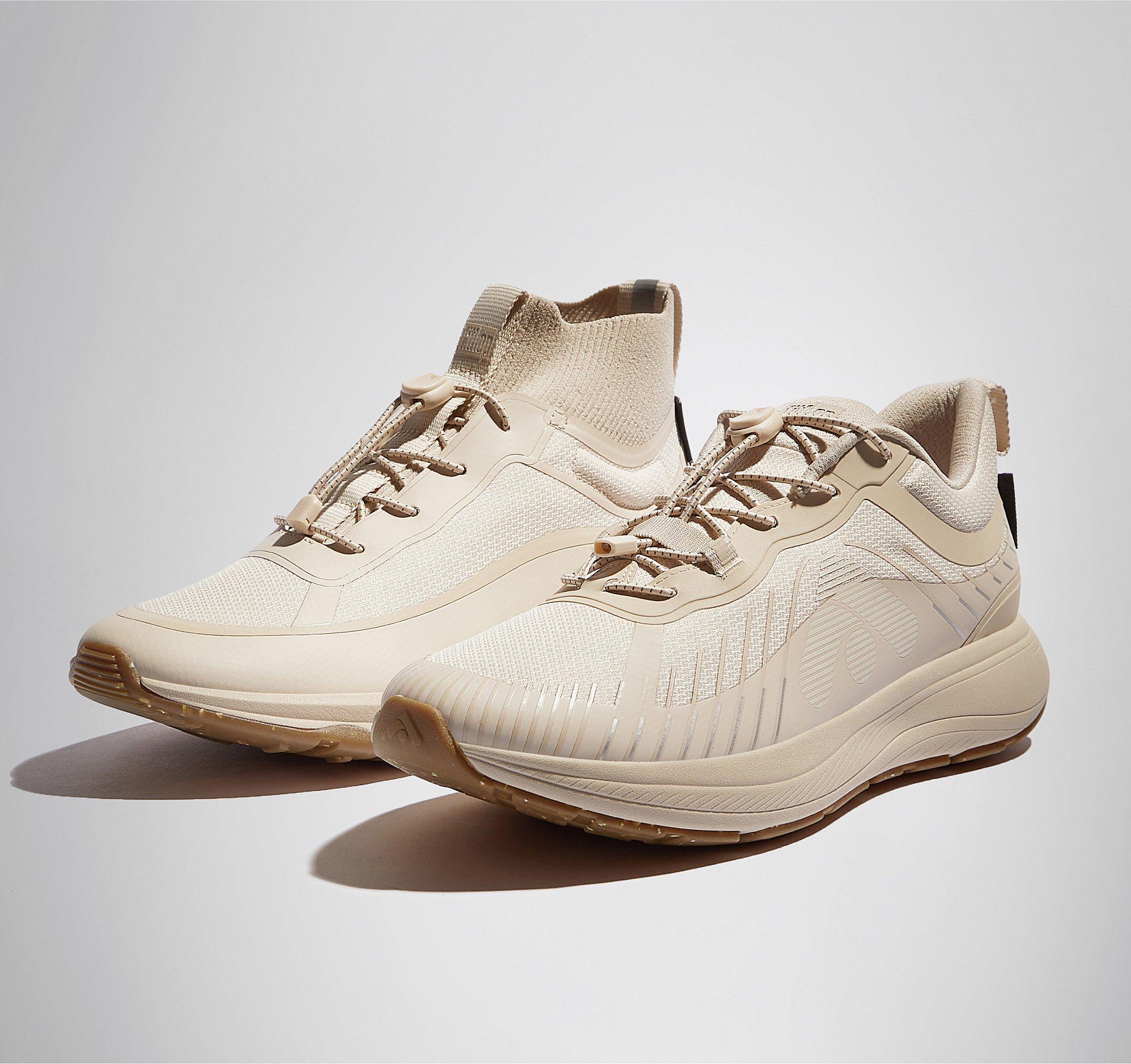 VITAMIN FFX Water-Resistant Knit-Collar Sports Trainers