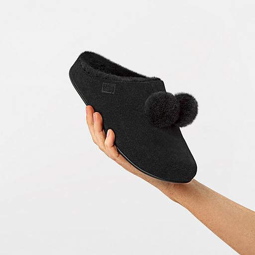 Black slippers with pom 2024 pom