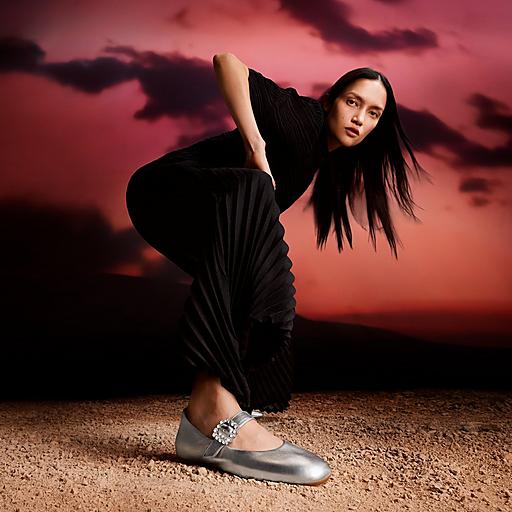 靴 Mary Jane Crystal Ribbon Satin Flats 37 Mary Jane Crystal Ribbon Satin Flats 37 - メルカリ