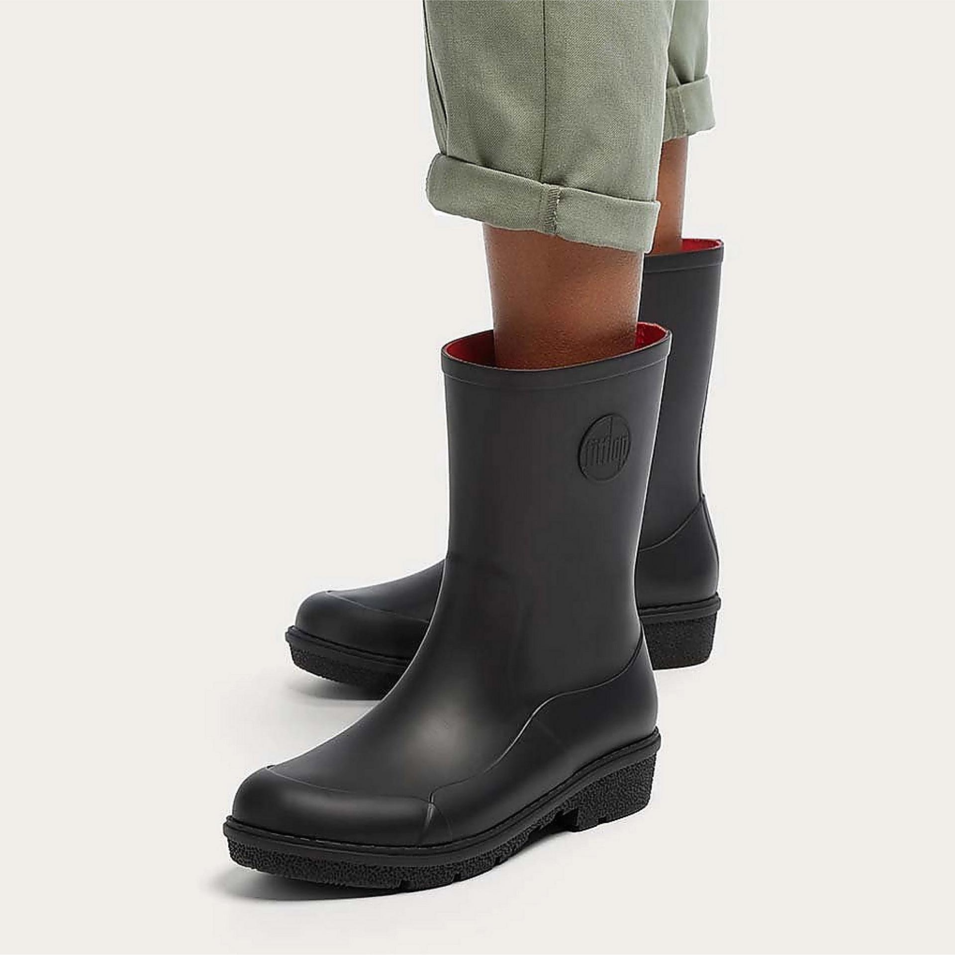 The Best Wellies for Women  What makes a really great pair of wellies? We’ve got it covered.