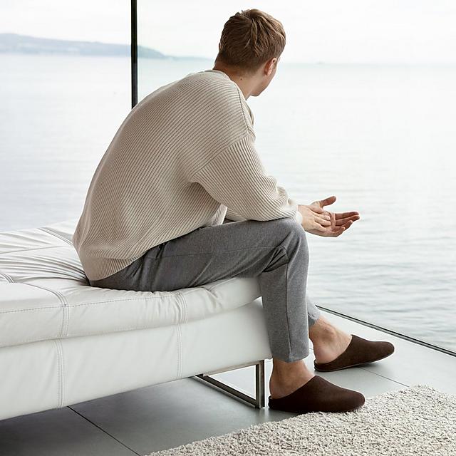 Fitflop Mens suede slip-on slippers in brown.