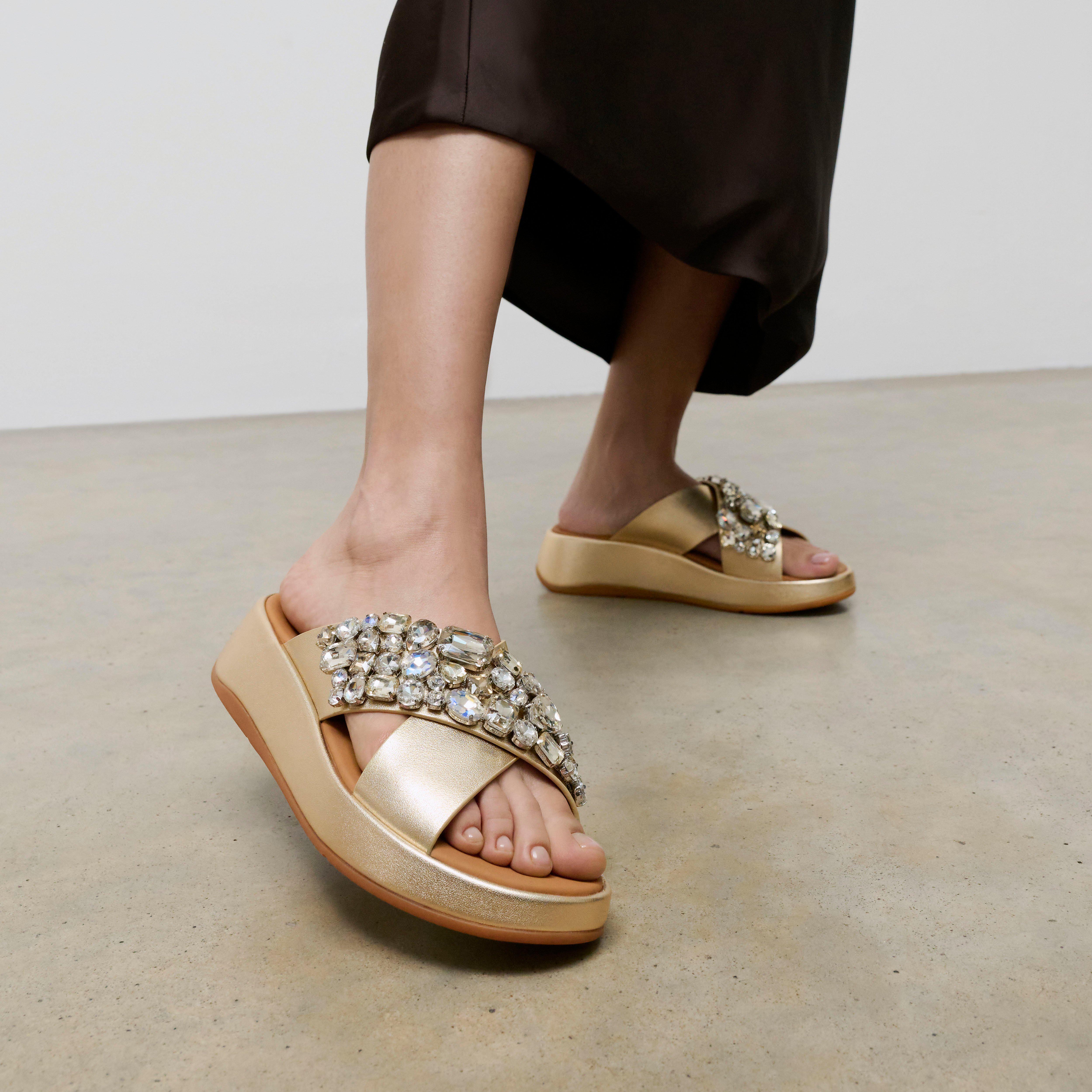 F-MODE Jewel-Deluxe Metallic-Leather Flatform Cross Slides