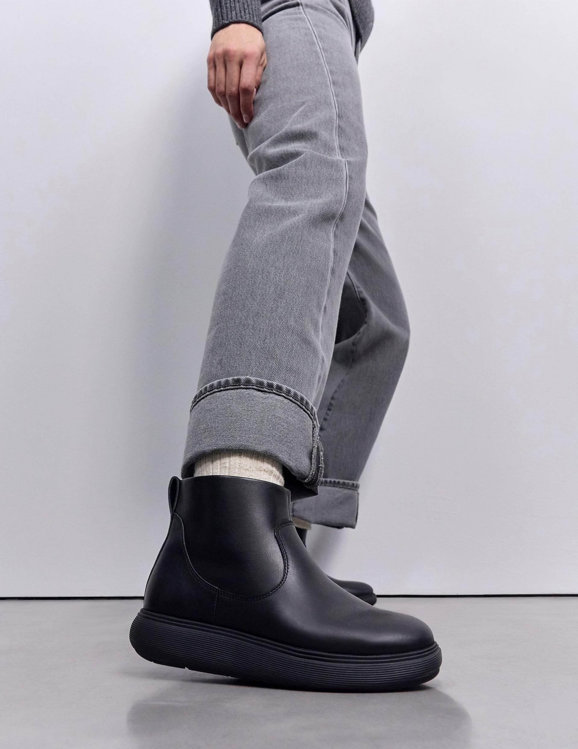 iQ-COMFF Leather Zip Ankle Boots