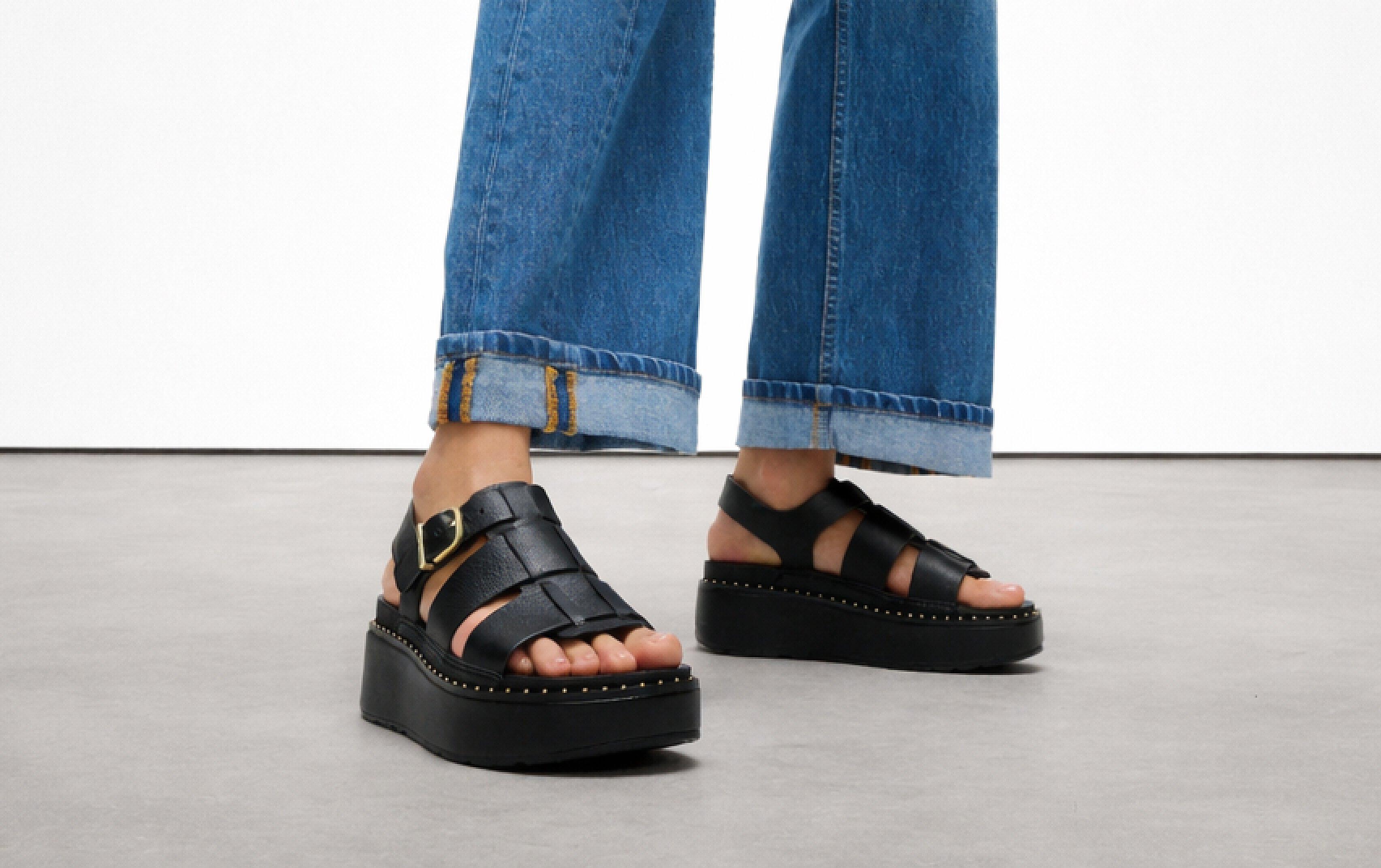 GEN-FF Max Tumbled-Leather Fisherman Sandals