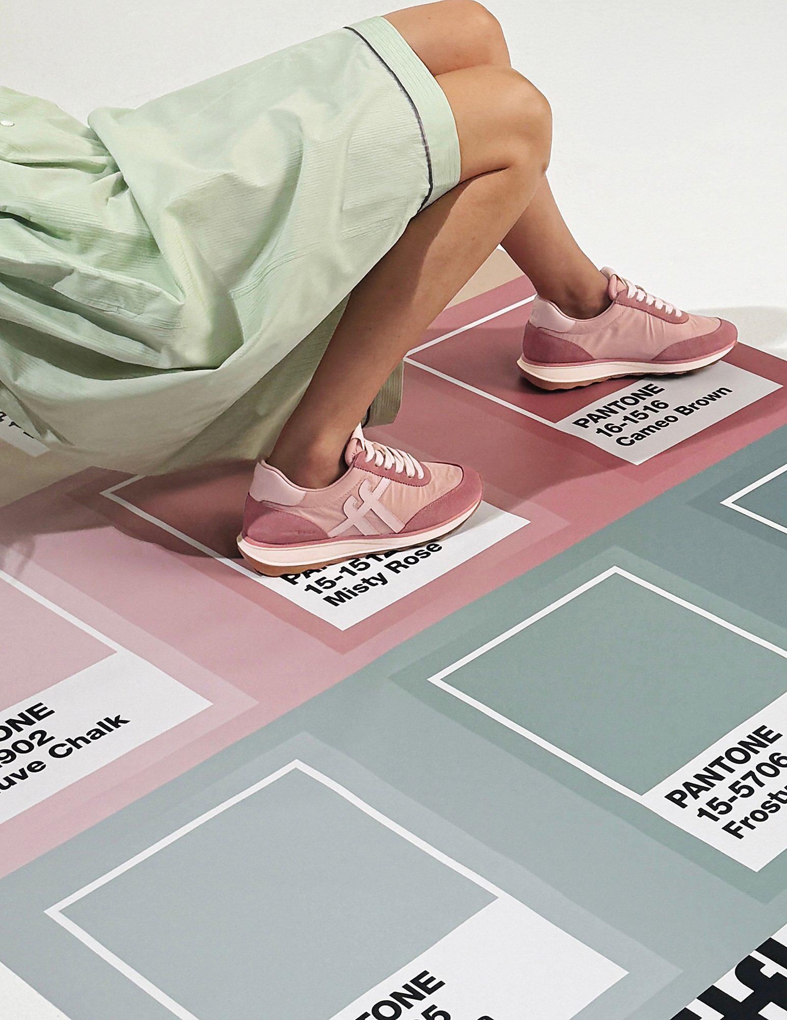 RETRO-Q X PANTONE Suede Trainers