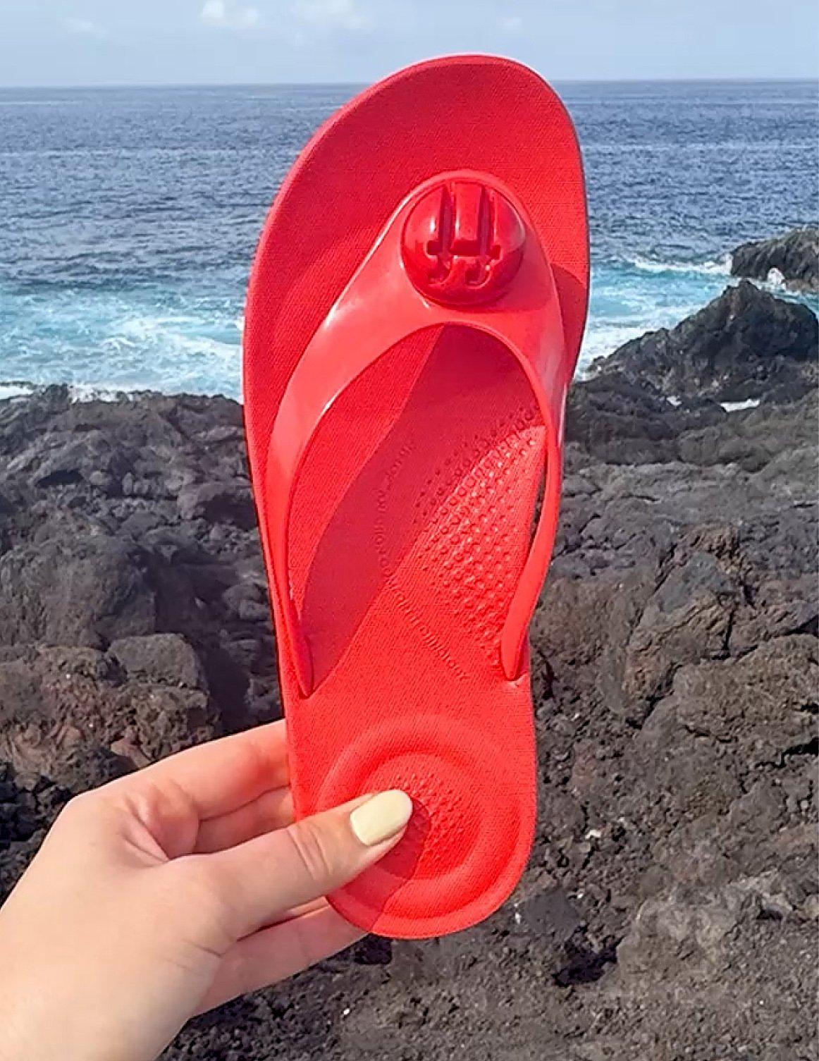 Shop Iqushion Sandals collection from fitflop