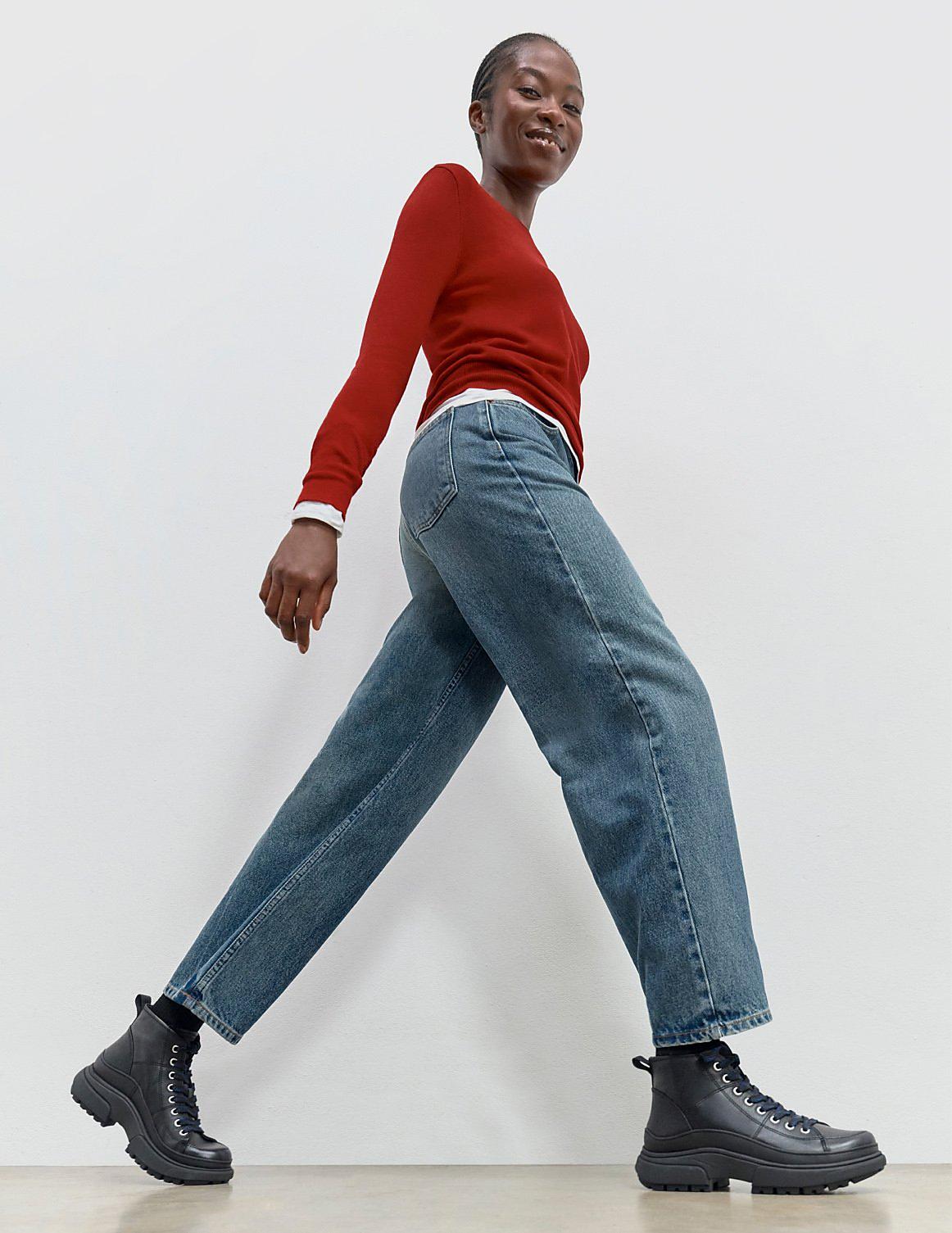 shop Womens Boots collection from fitflop