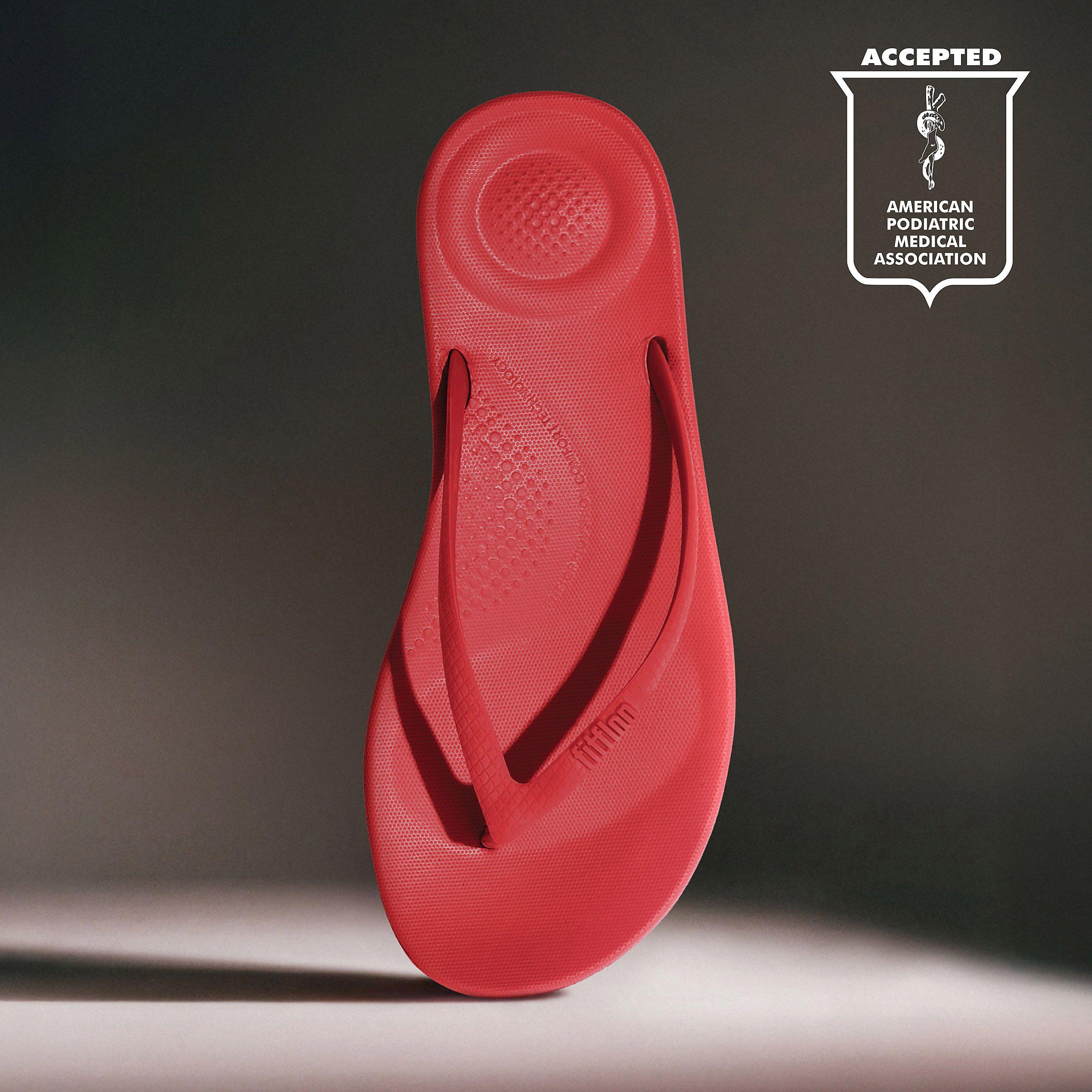 Do Flip-Flops Provide Enough Support for Daily Use?