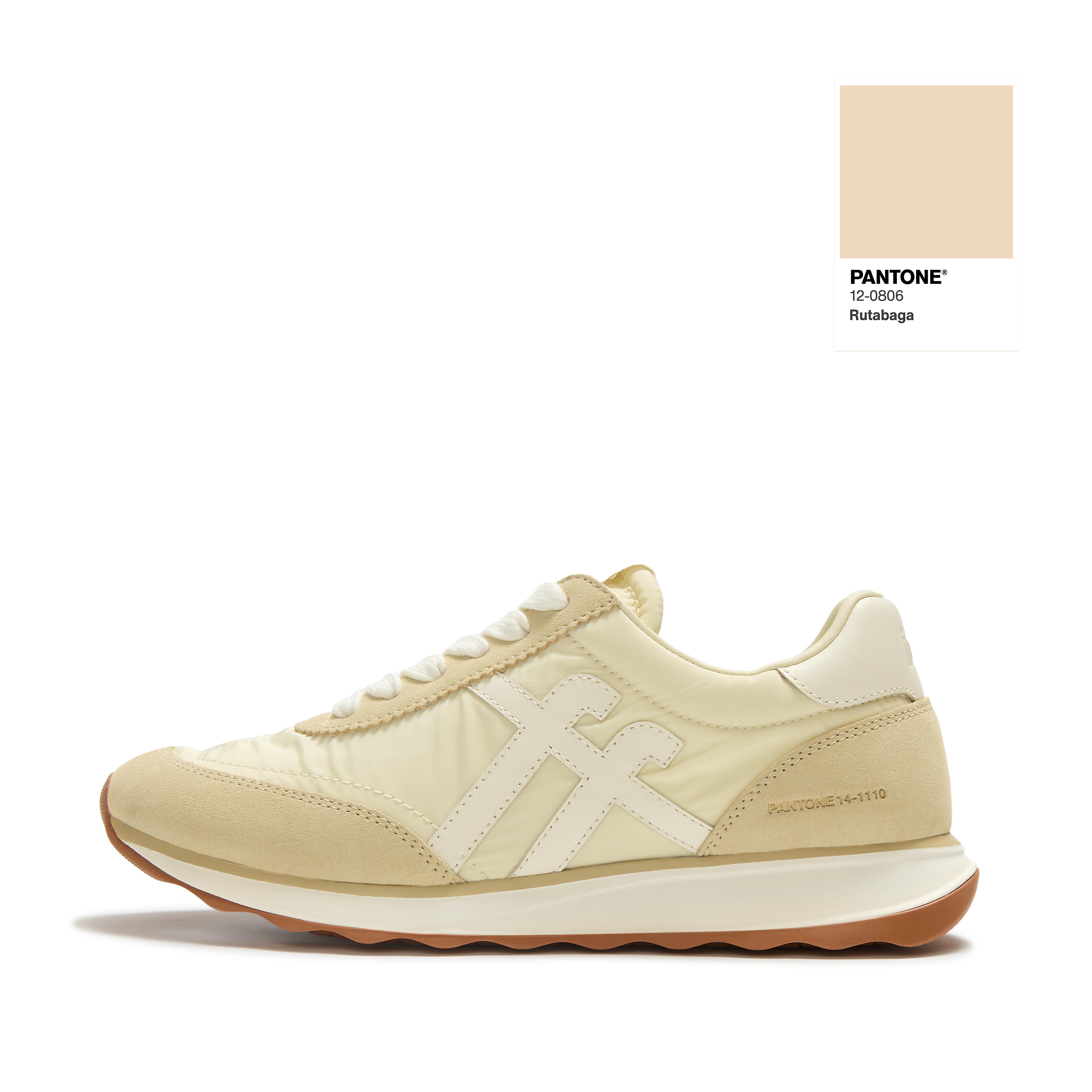 RETRO-Q PANTONE FF Suede Sneakers