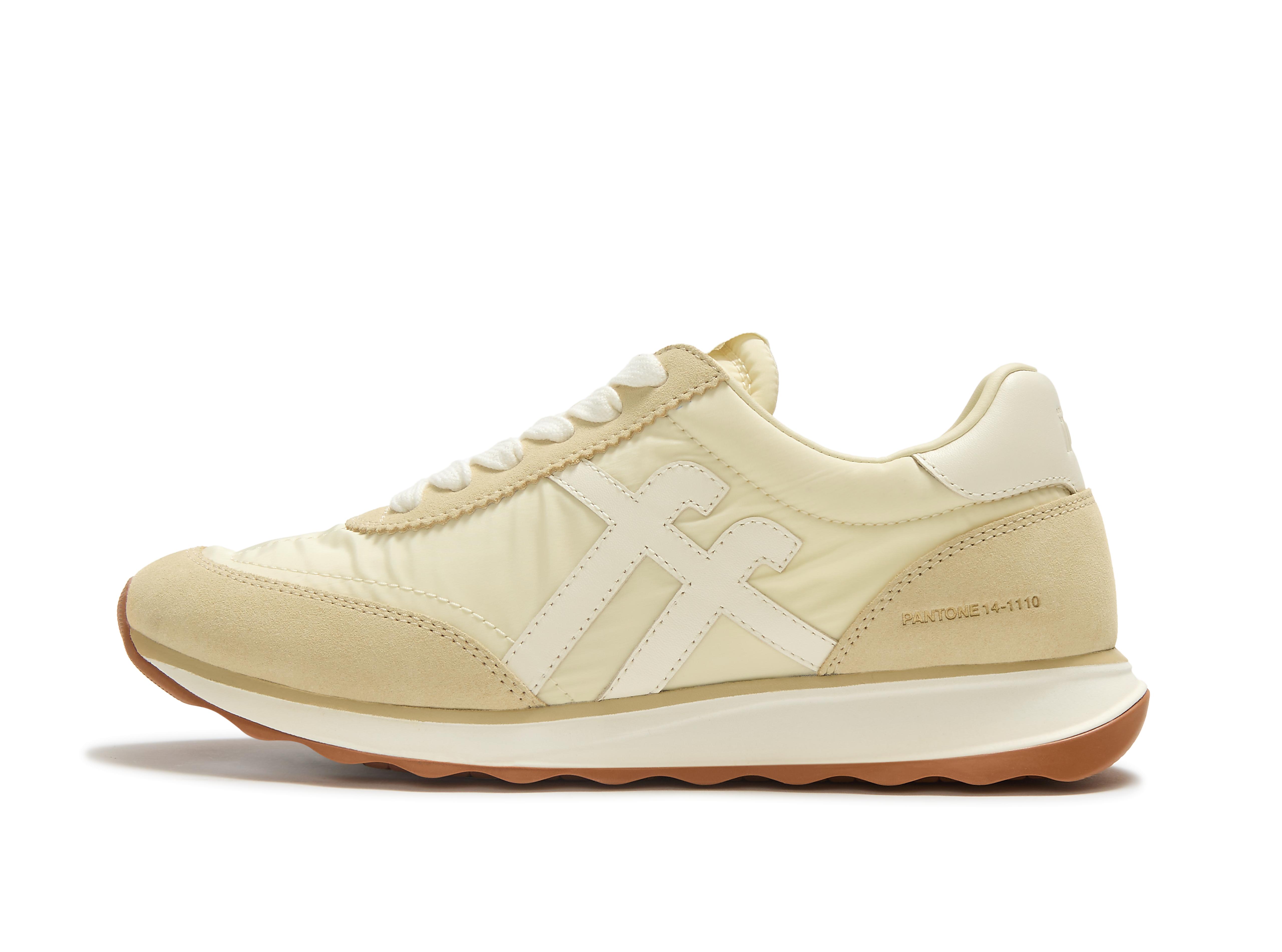 RETRO-Q X PANTONE Suede Trainers