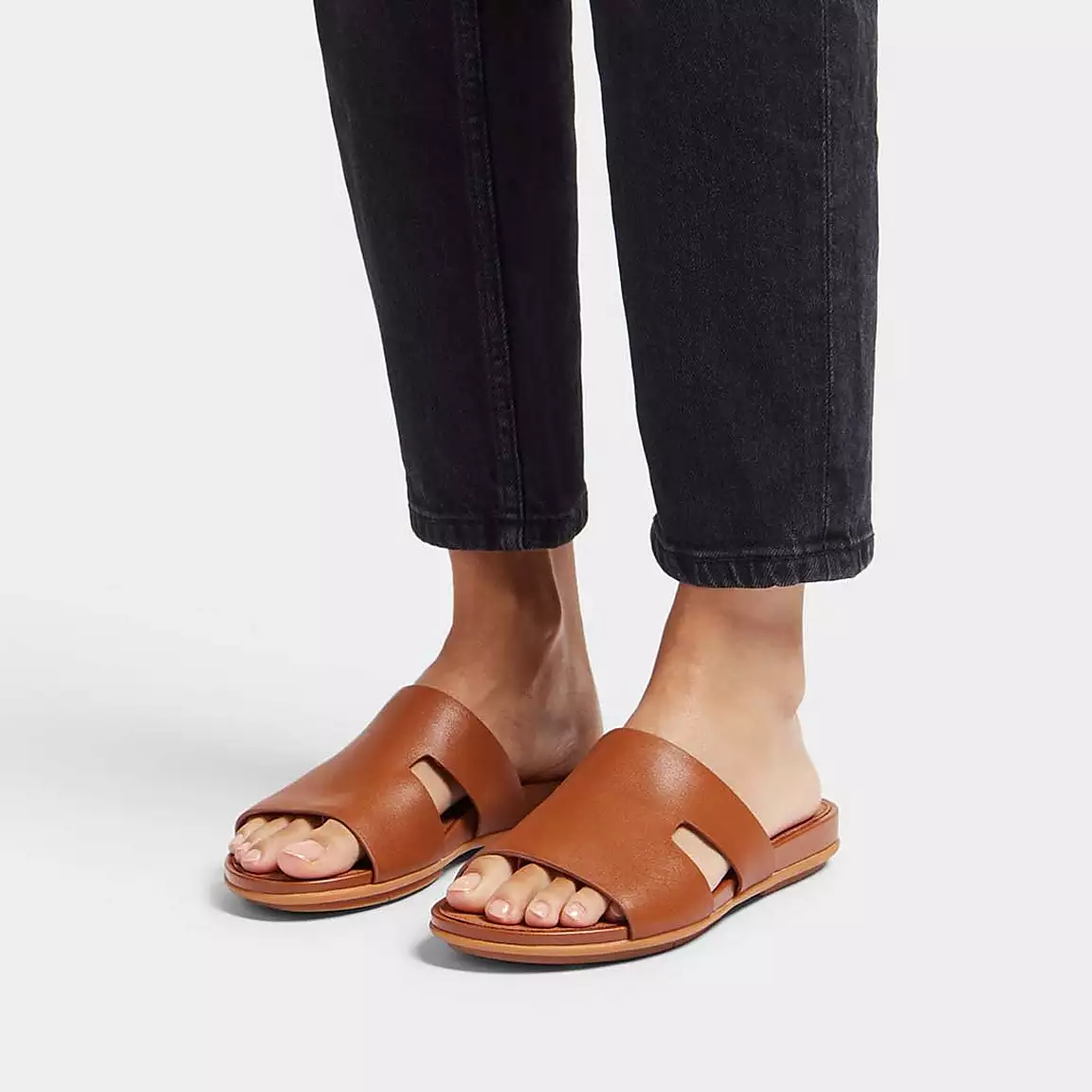 GRACIE Leather Slides With Toe Post