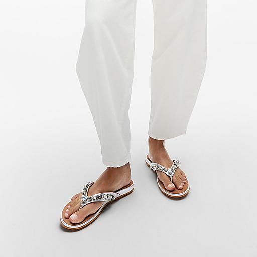 Metallic leather flip hot sale flops